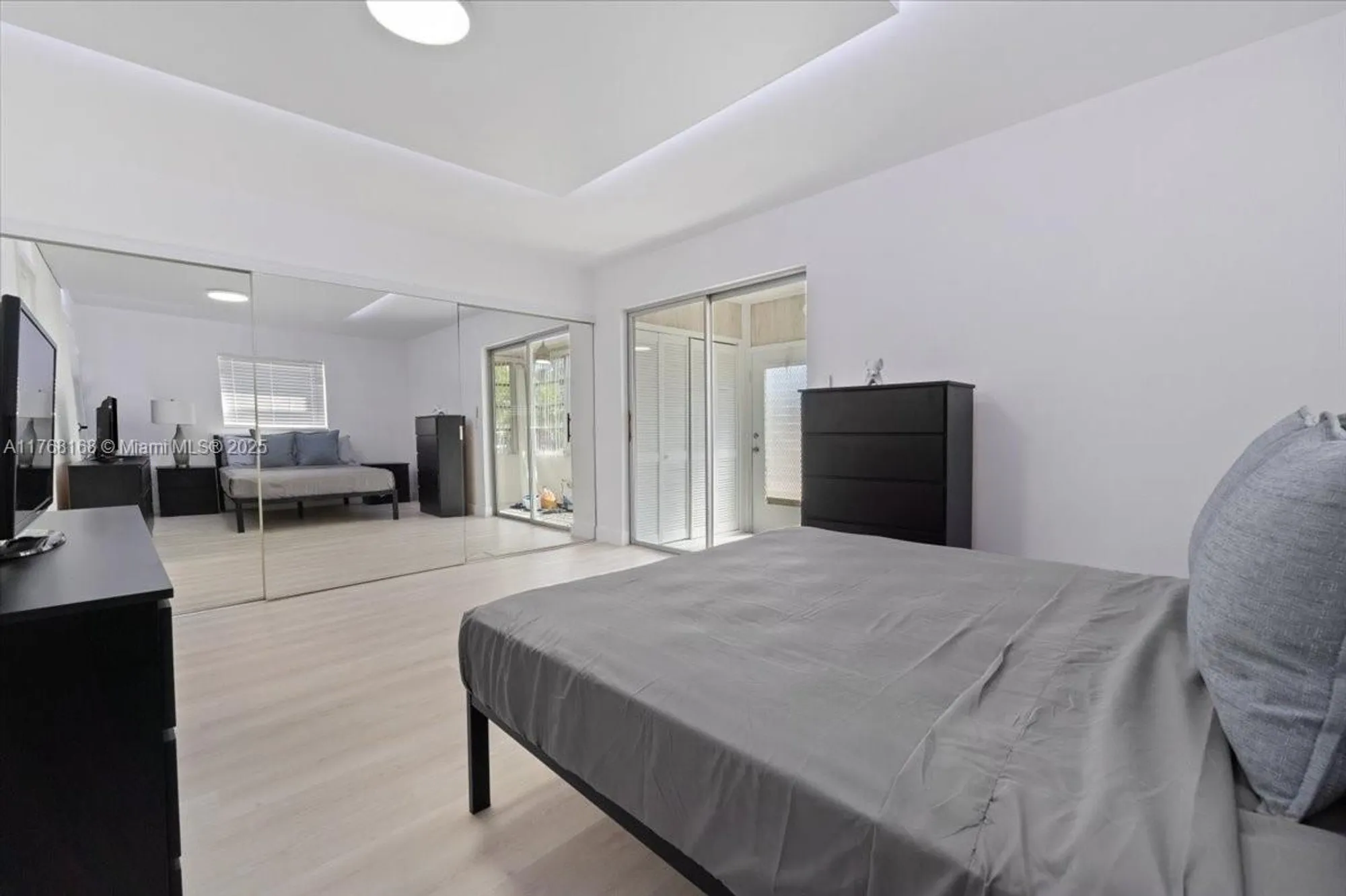 Property Slideshow image 12 of 29 | 590 brittany m # 590, Delray Beach, FL, 33446