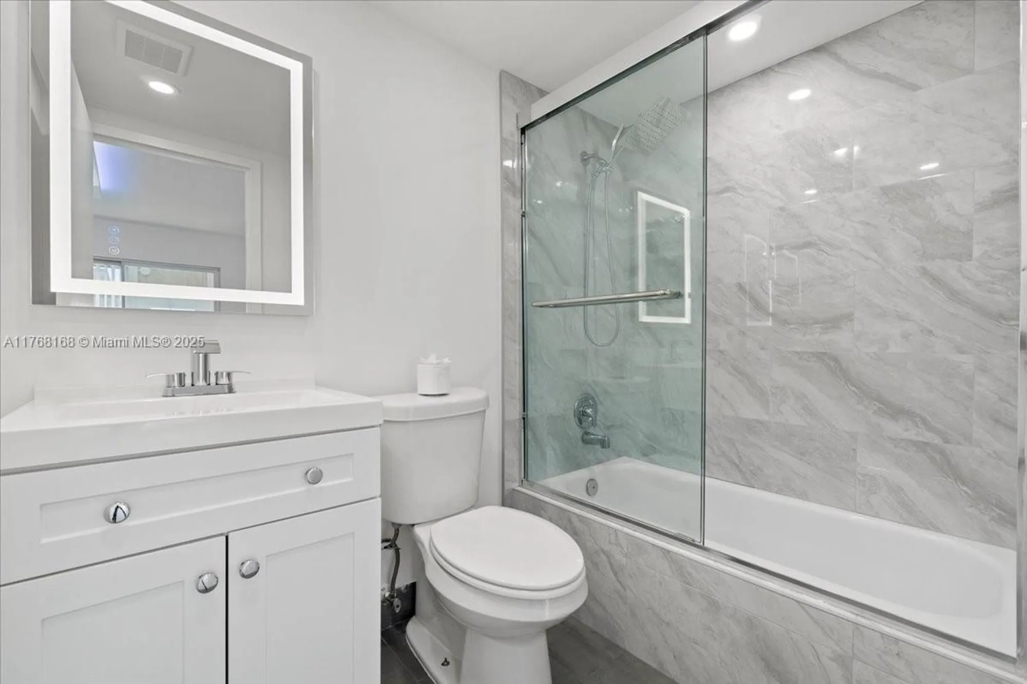 Property Slideshow image 13 of 29 | 590 brittany m # 590, Delray Beach, FL, 33446