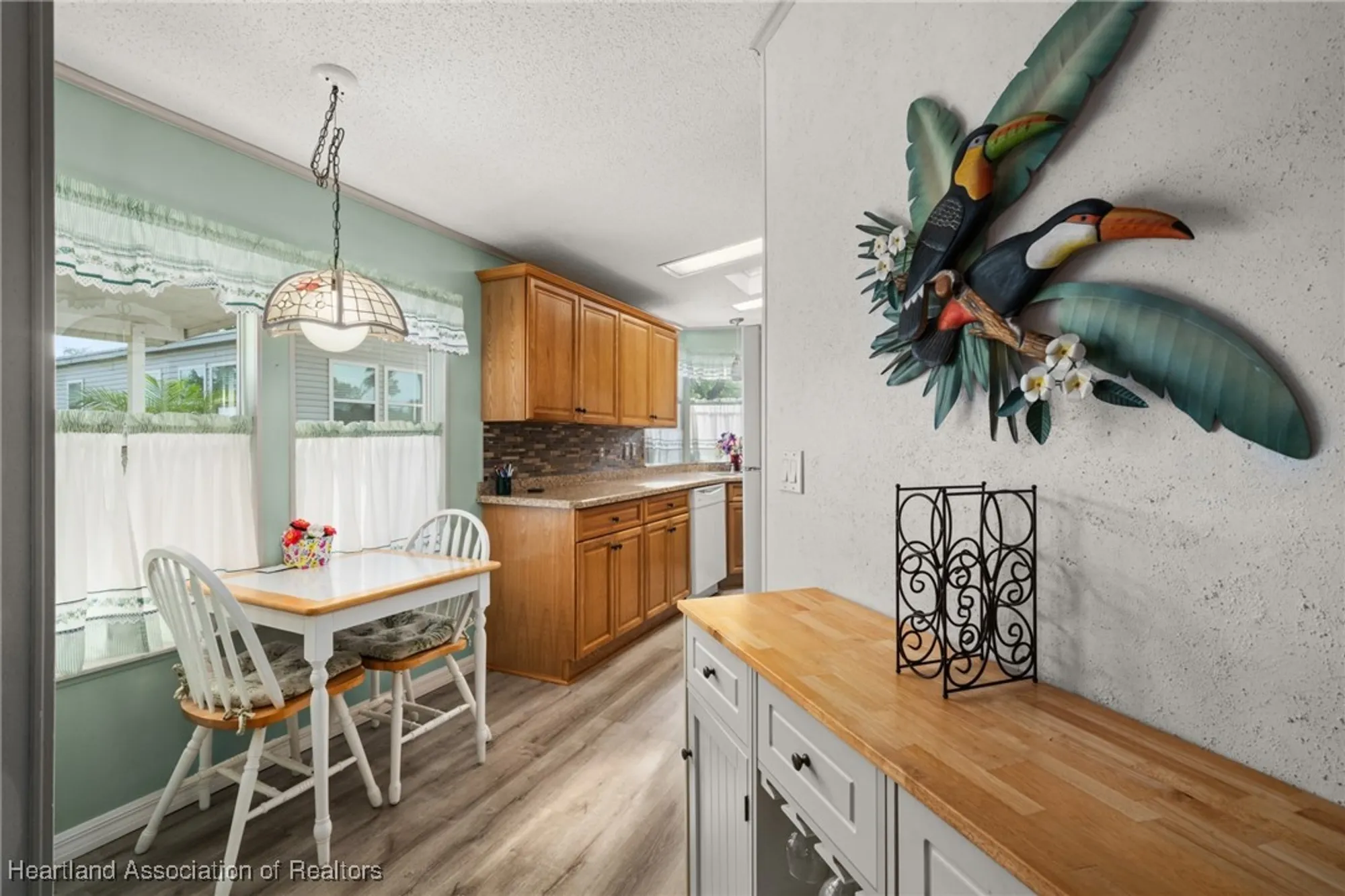 Property Slideshow image 11 of 49 | 2835 s mainsail dr, Avon Park, FL, 33825