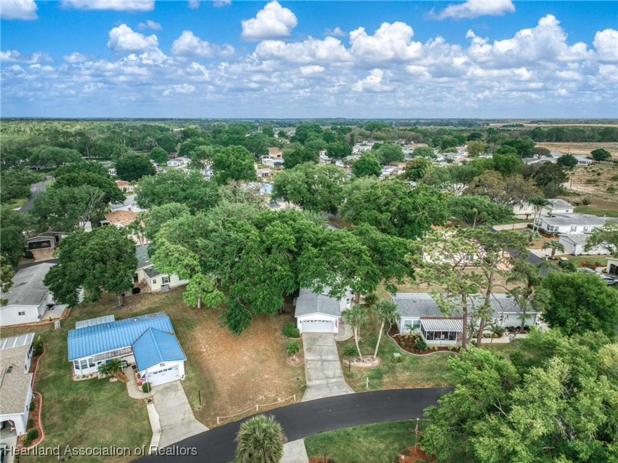 Property Slideshow image 35 of 49 | 2835 s mainsail dr, Avon Park, FL, 33825