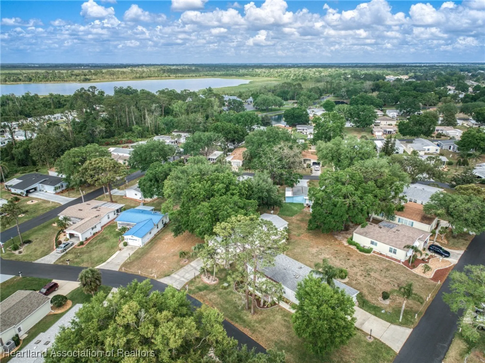 Property Slideshow image 36 of 49 | 2835 s mainsail dr, Avon Park, FL, 33825