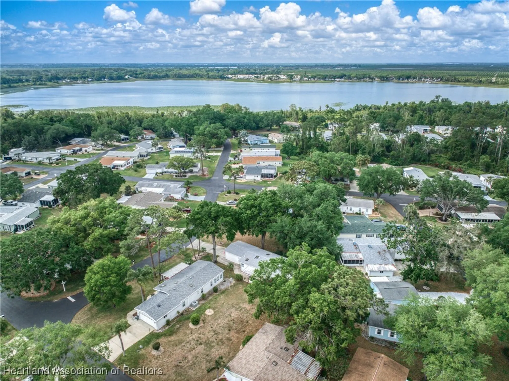 Property Slideshow image 37 of 49 | 2835 s mainsail dr, Avon Park, FL, 33825