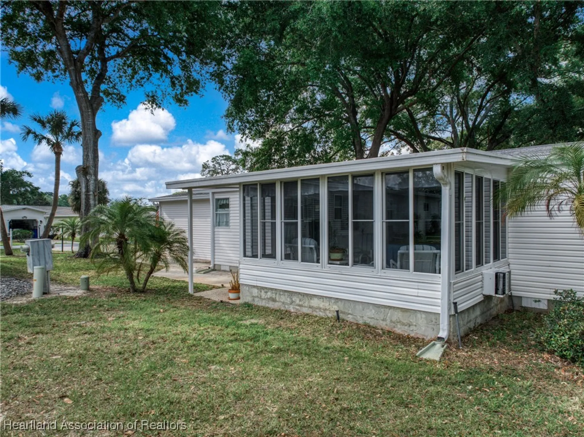 Property Slideshow image 30 of 49 | 2835 s mainsail dr, Avon Park, FL, 33825