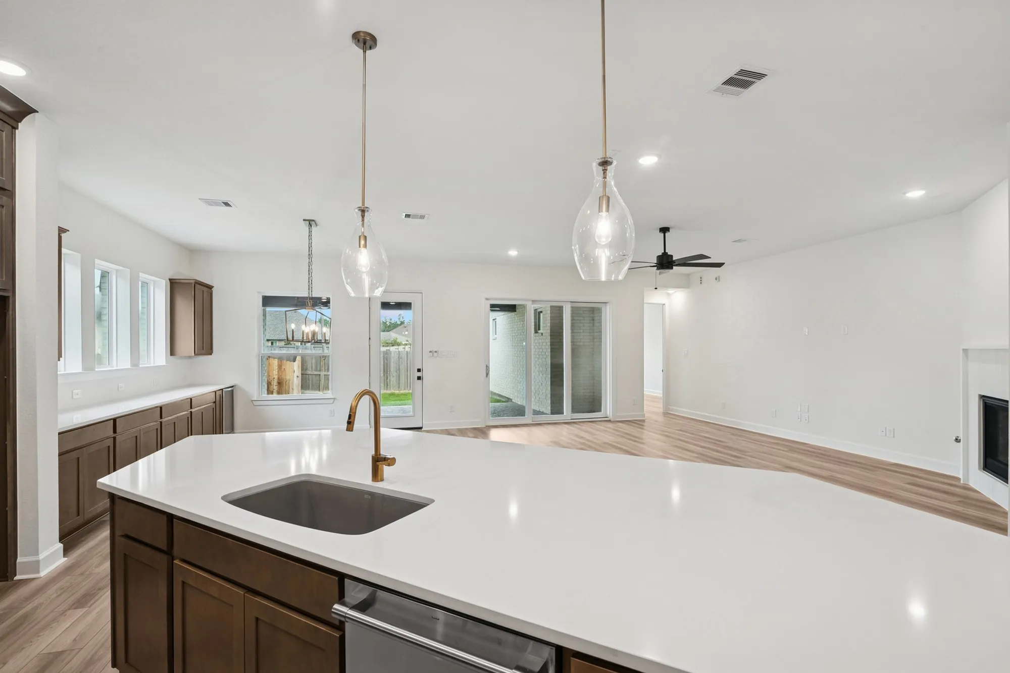 Property Slideshow image 27 of 46 | 21848 victory green way, Porter, TX, 77365