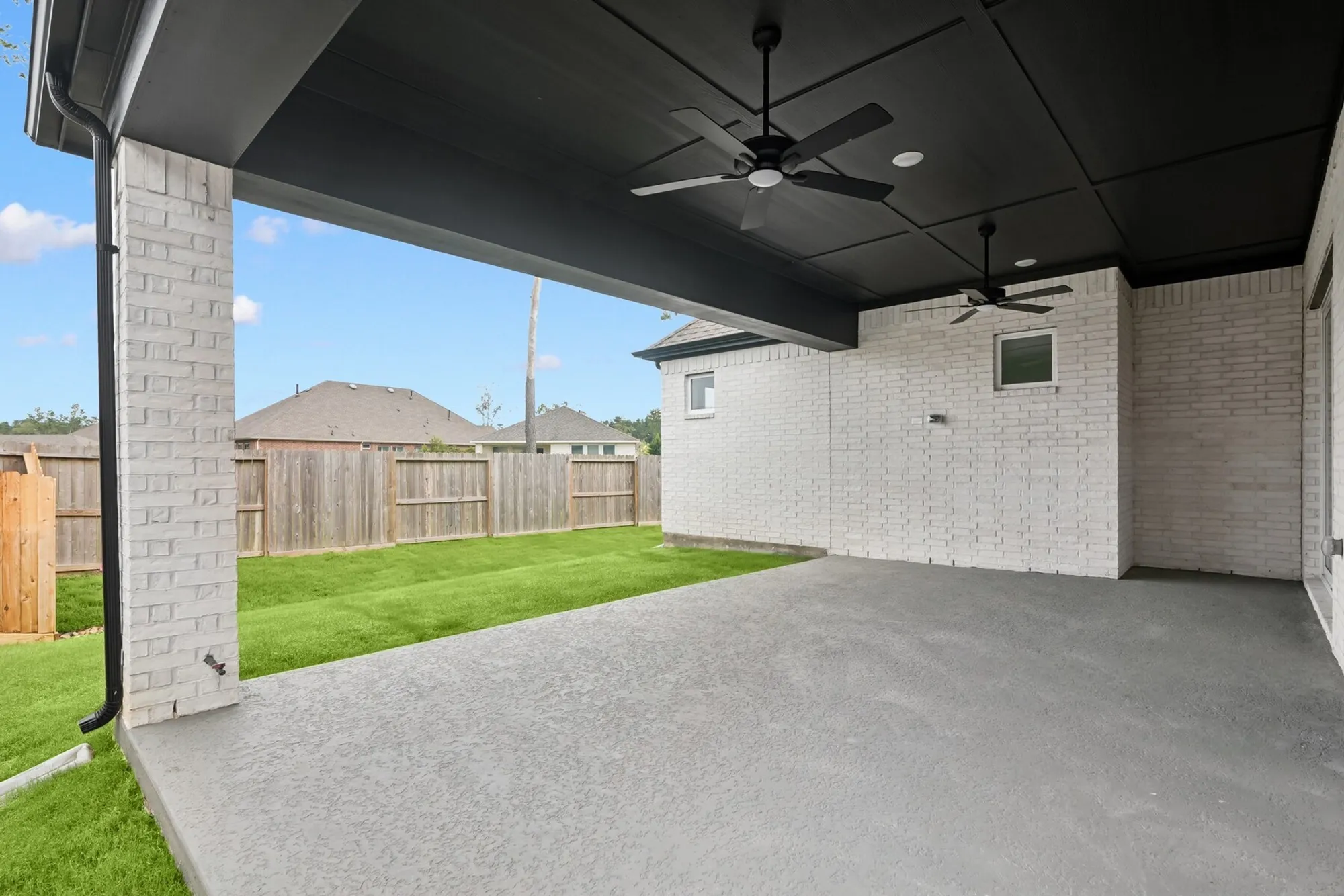 Property Slideshow image 7 of 46 | 21848 victory green way, Porter, TX, 77365