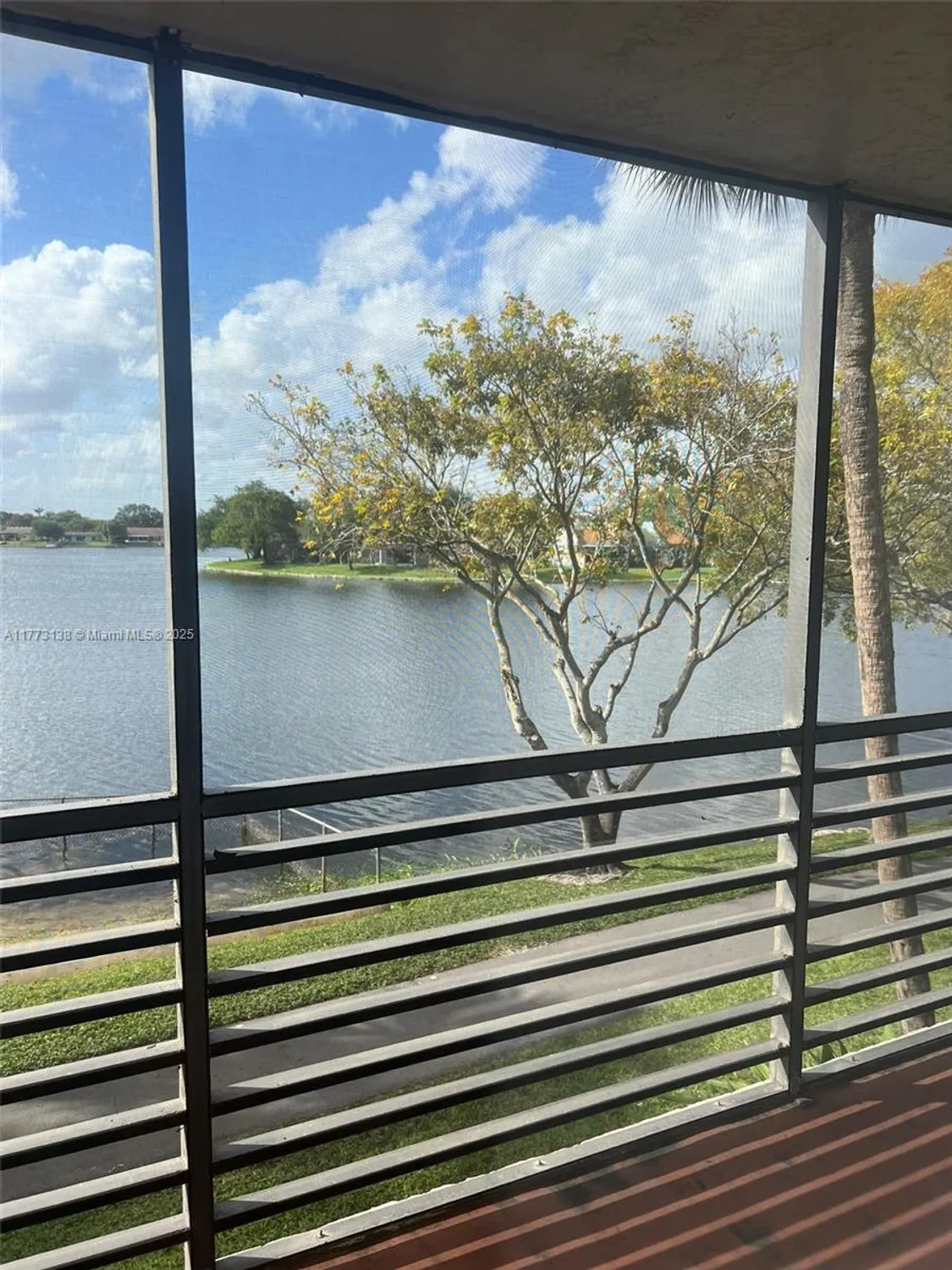 Property Slideshow image 1 of 23 | 1100 colony point cir 201, Pembroke Pines, FL, 33026