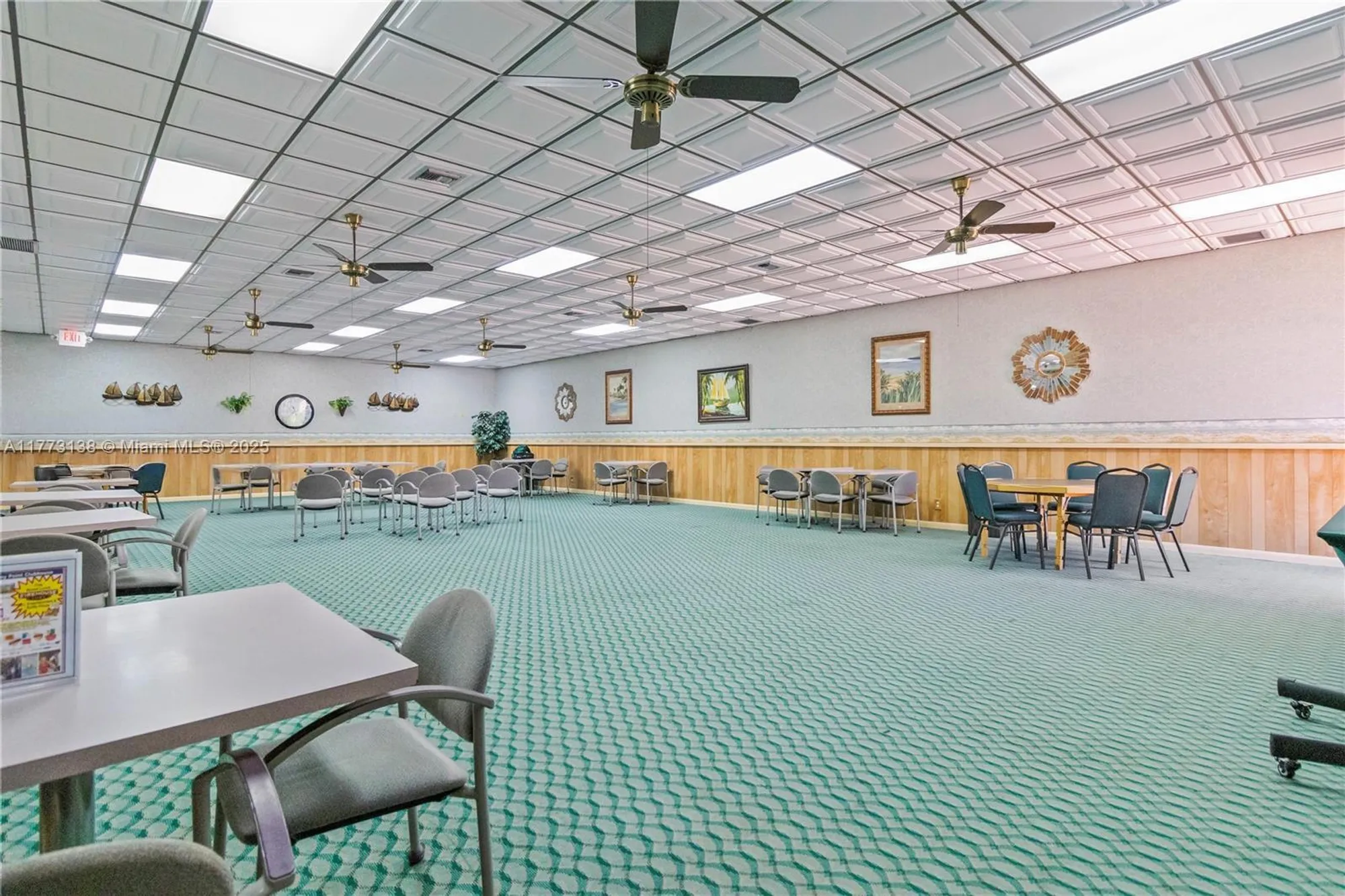 Property Slideshow image 13 of 23 | 1100 colony point cir 201, Pembroke Pines, FL, 33026