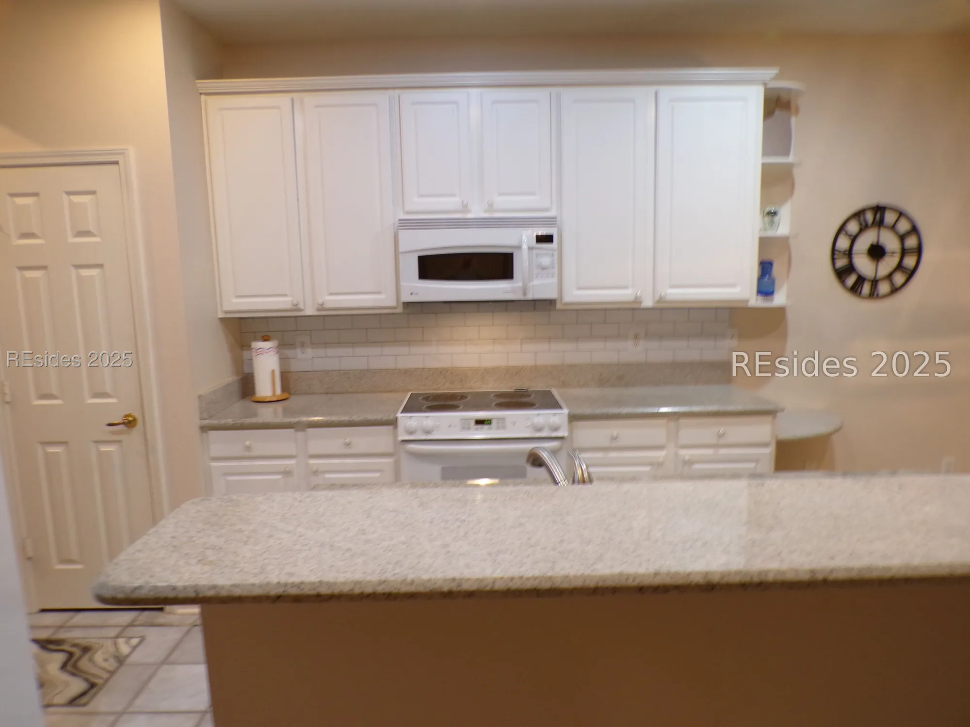 Property Slideshow image 14 of 20 | 79 hampton cir, Bluffton, SC, 29909