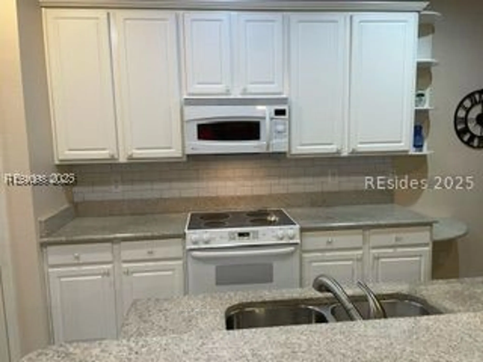 Property Slideshow image 9 of 20 | 79 hampton cir, Bluffton, SC, 29909