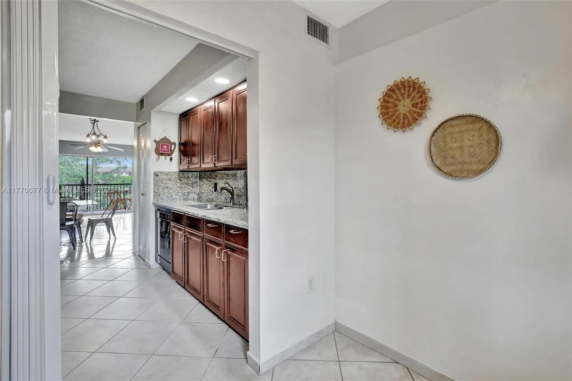 Property Slideshow image 11 of 26 | 13701 sw 12th st 310a, Pembroke Pines, FL, 33027