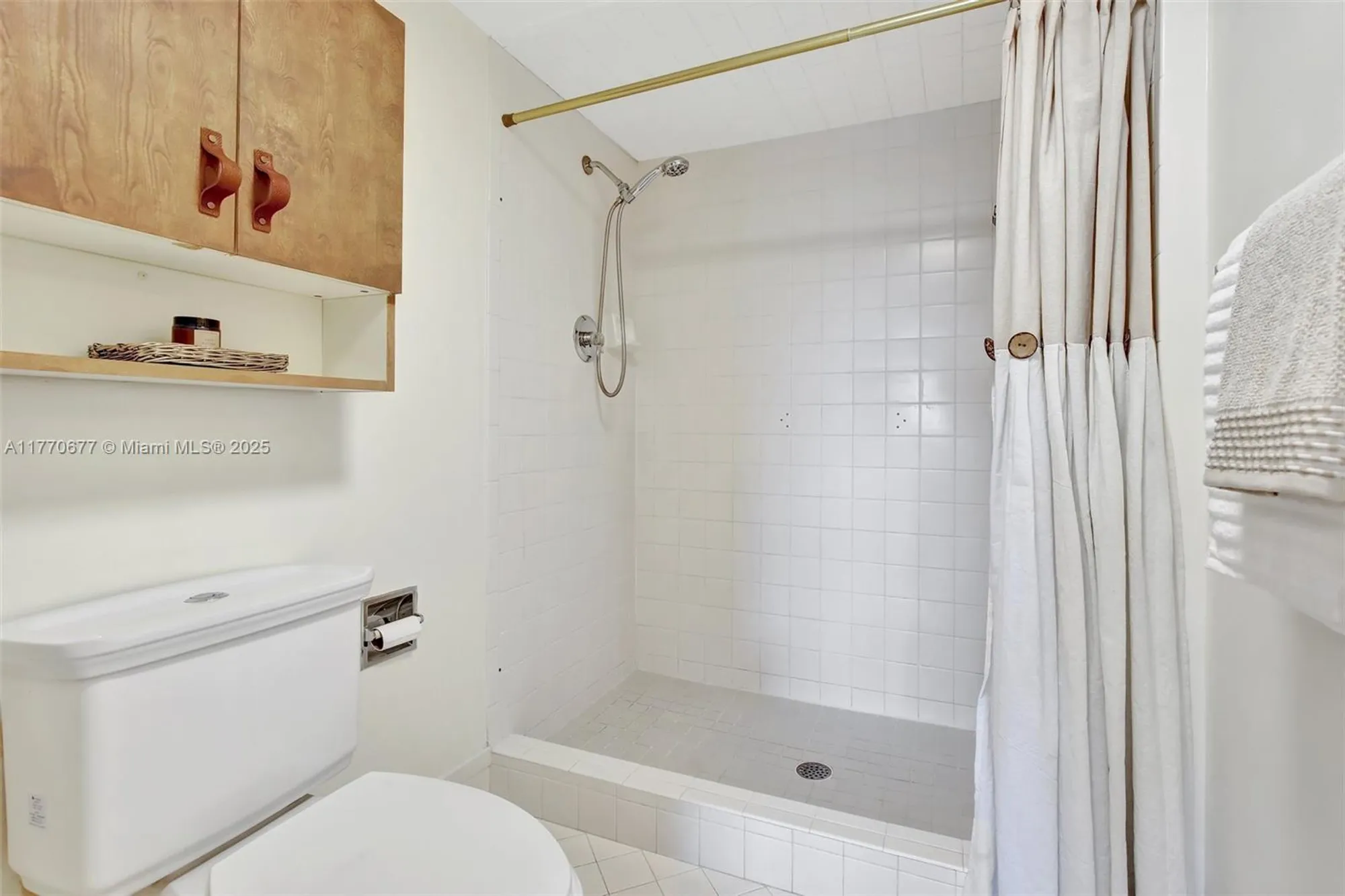 Property Slideshow image 23 of 26 | 13701 sw 12th st 310a, Pembroke Pines, FL, 33027