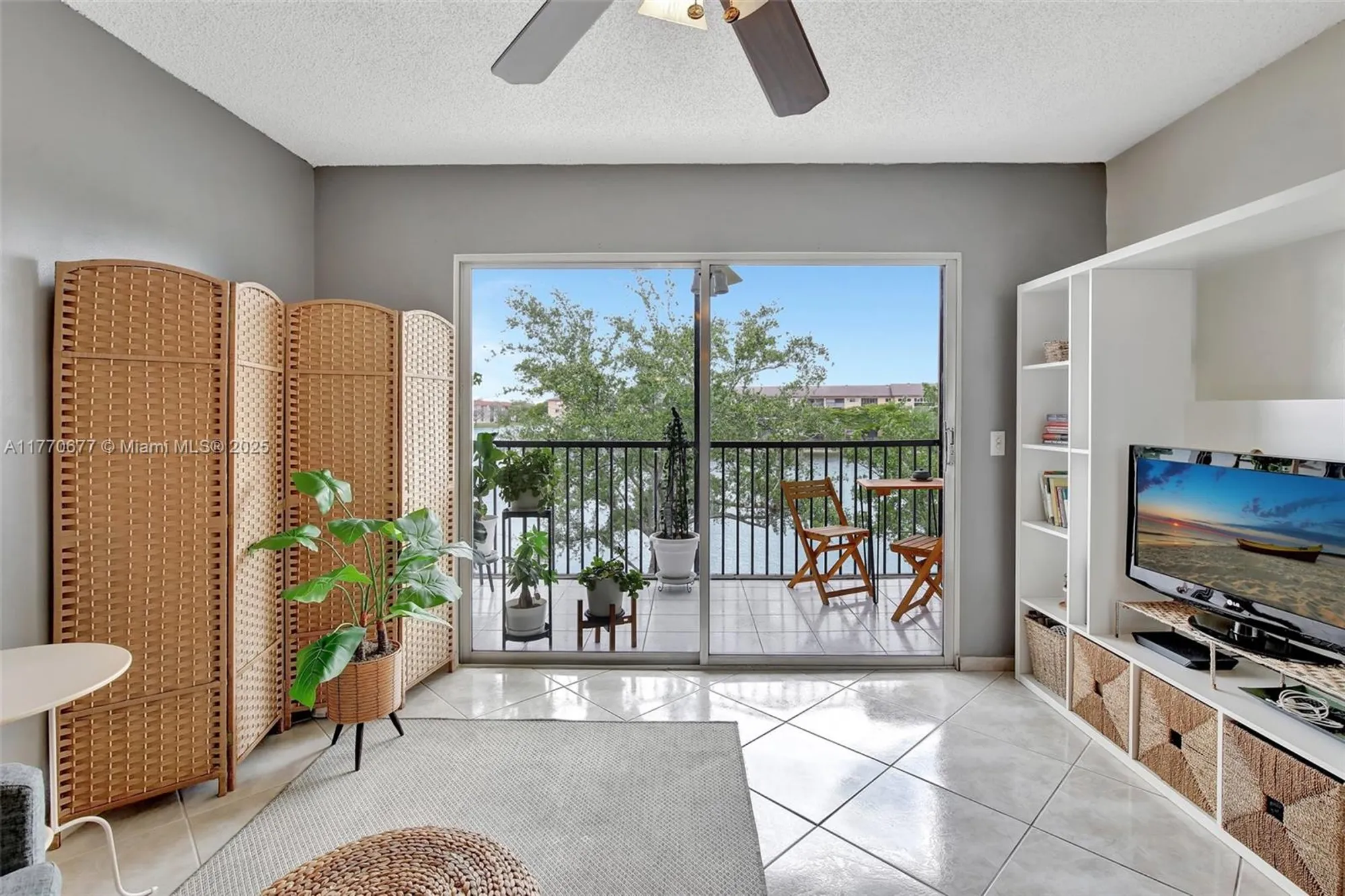 Property Slideshow image 5 of 26 | 13701 sw 12th st 310a, Pembroke Pines, FL, 33027