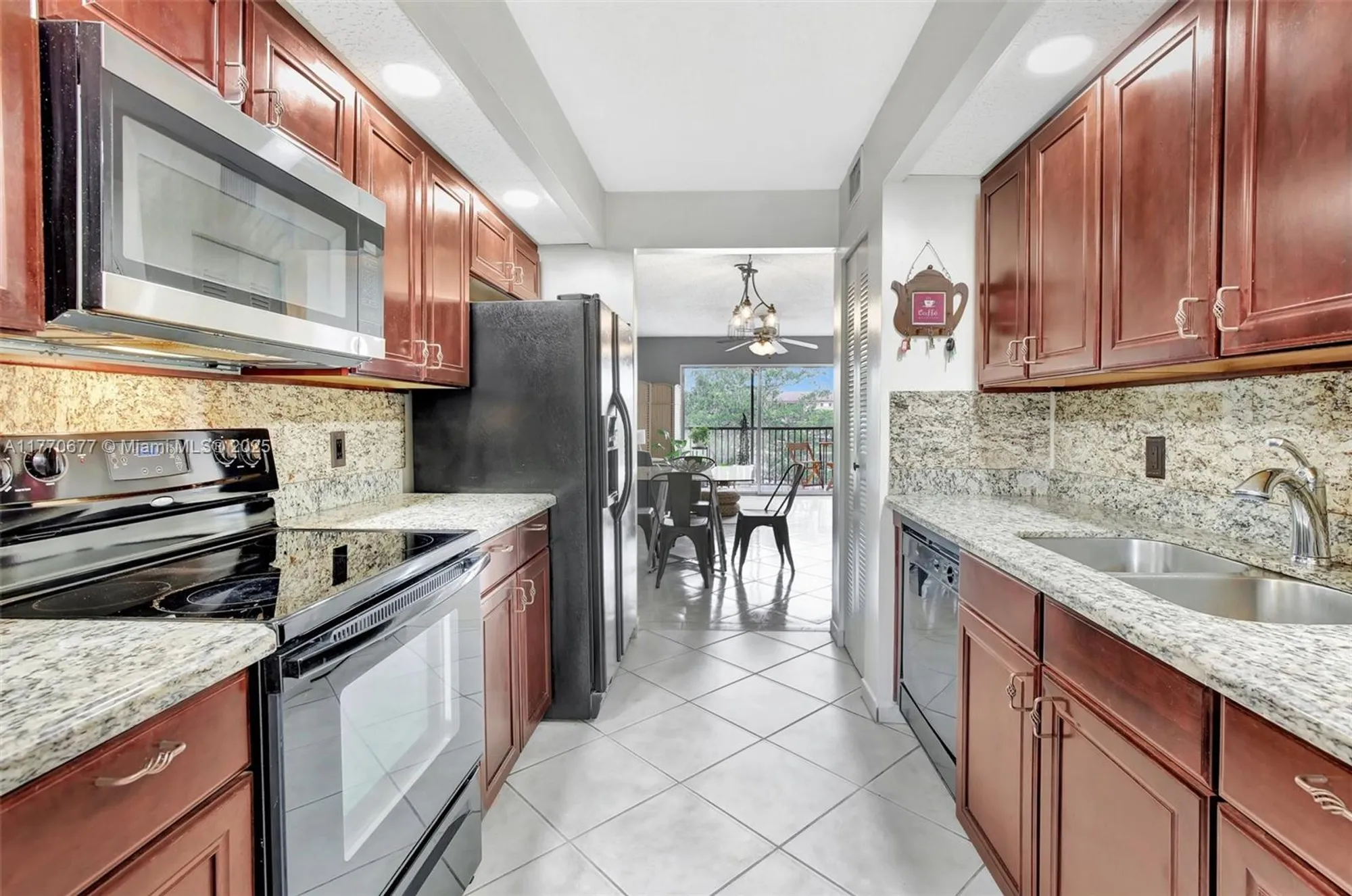 Property Slideshow image 9 of 26 | 13701 sw 12th st 310a, Pembroke Pines, FL, 33027