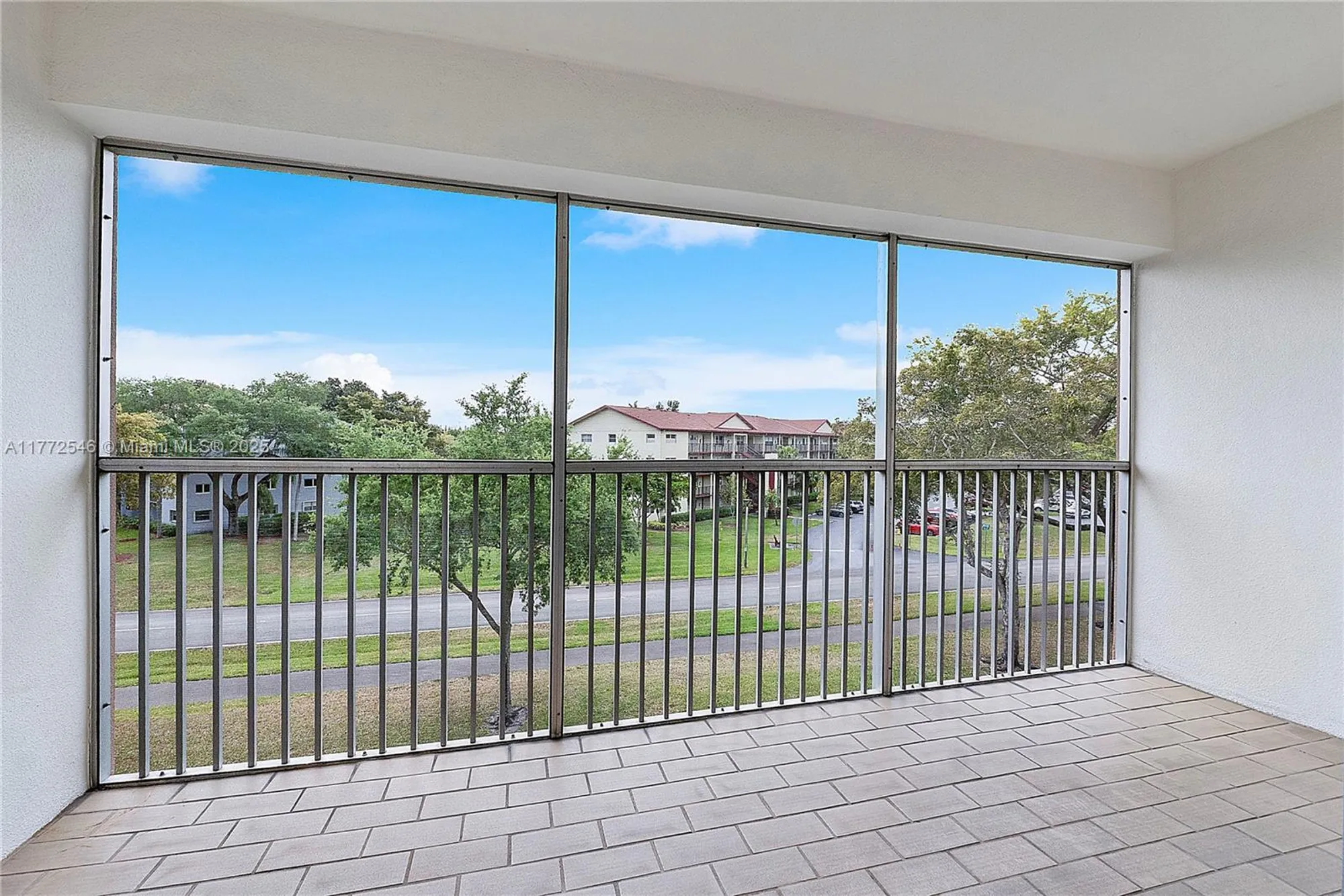 Property Slideshow image 18 of 57 | 12750 sw 4th ct 407j, Pembroke Pines, FL, 33027