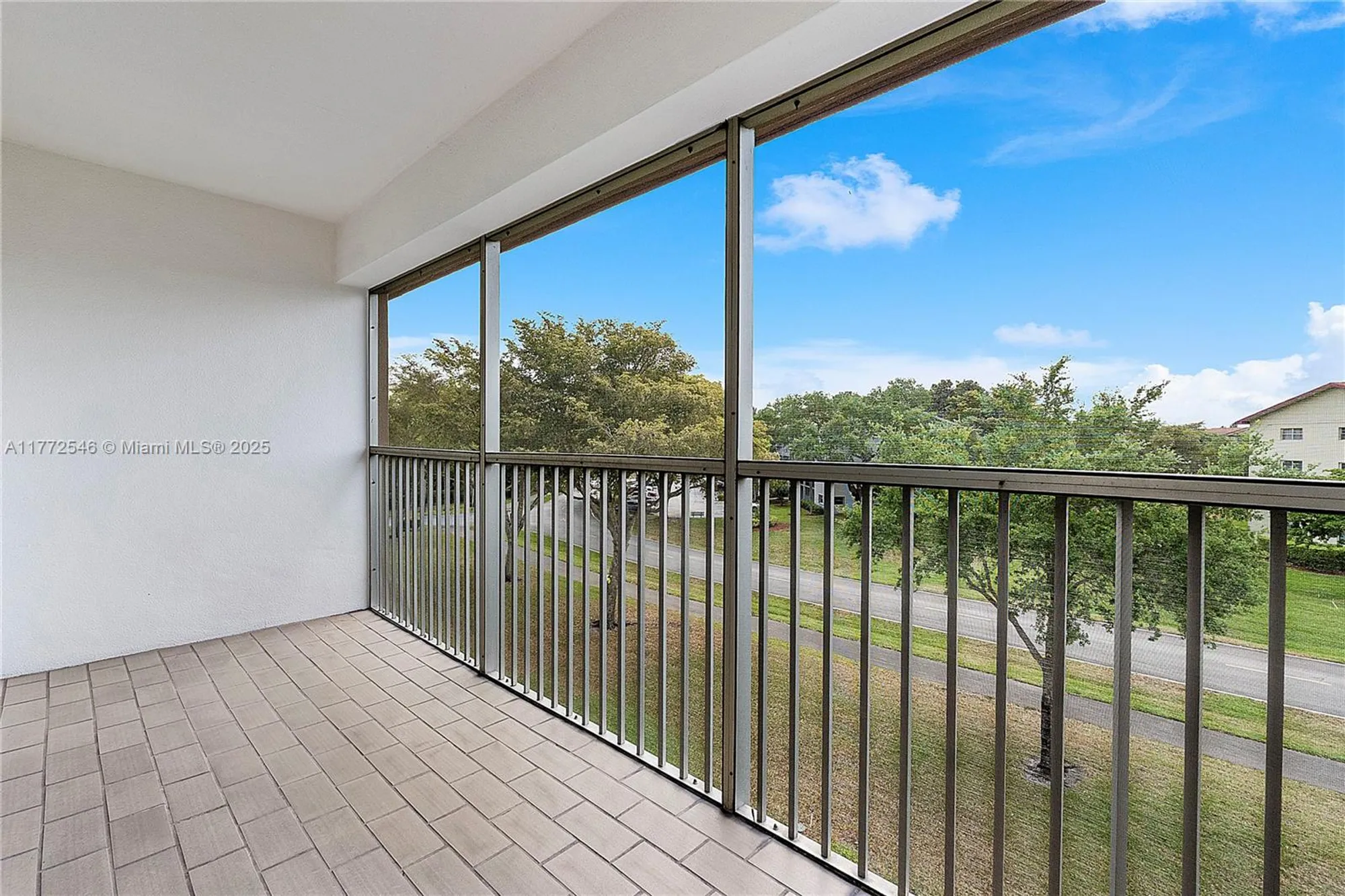Property Slideshow image 19 of 57 | 12750 sw 4th ct 407j, Pembroke Pines, FL, 33027