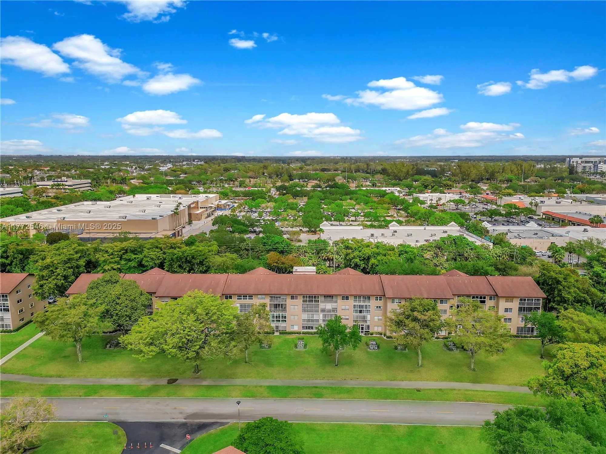 Property Slideshow image 25 of 57 | 12750 sw 4th ct 407j, Pembroke Pines, FL, 33027