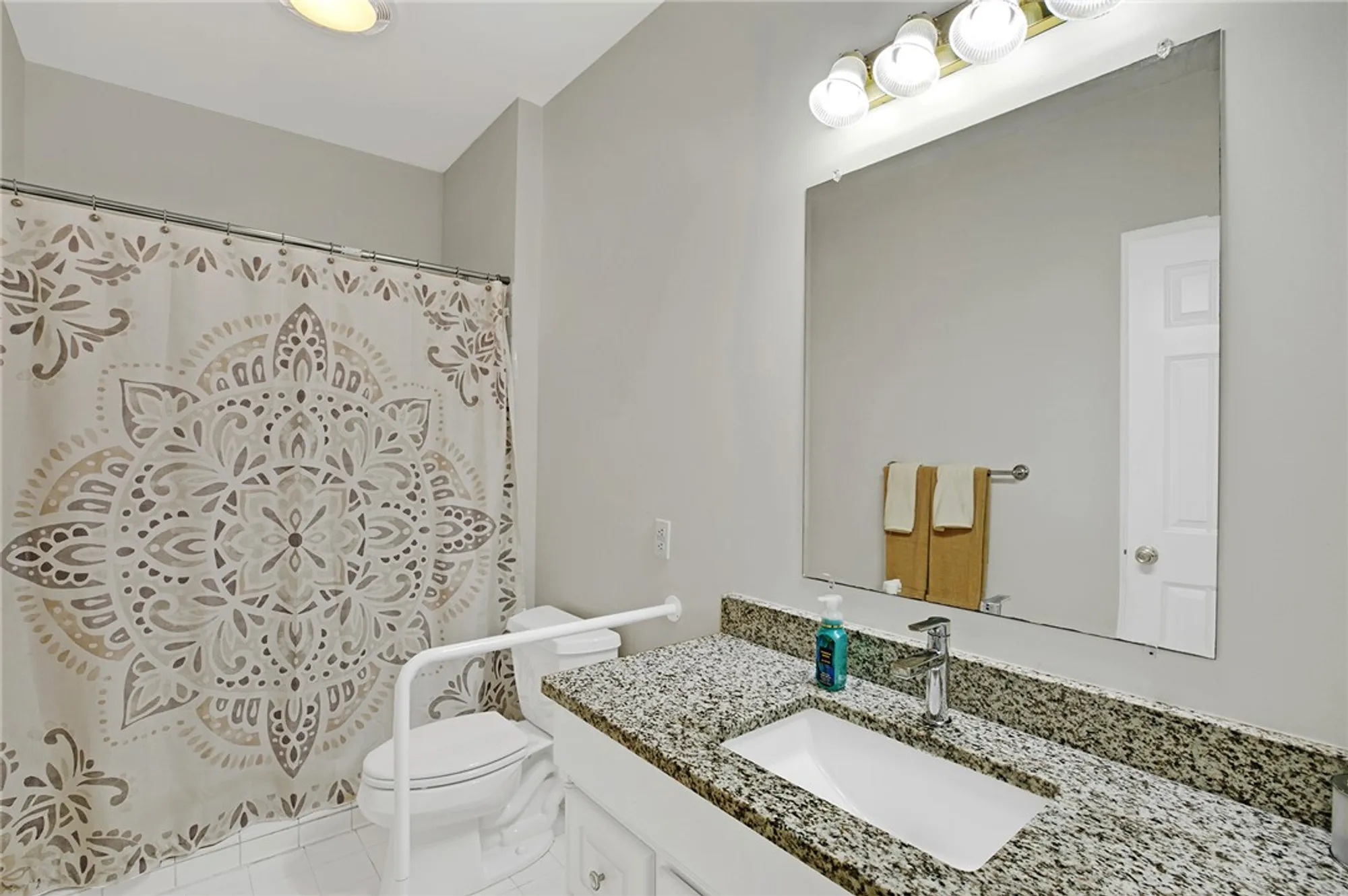 Property Slideshow image 40 of 50 | 117 leeds, Williamsburg, VA, 23188