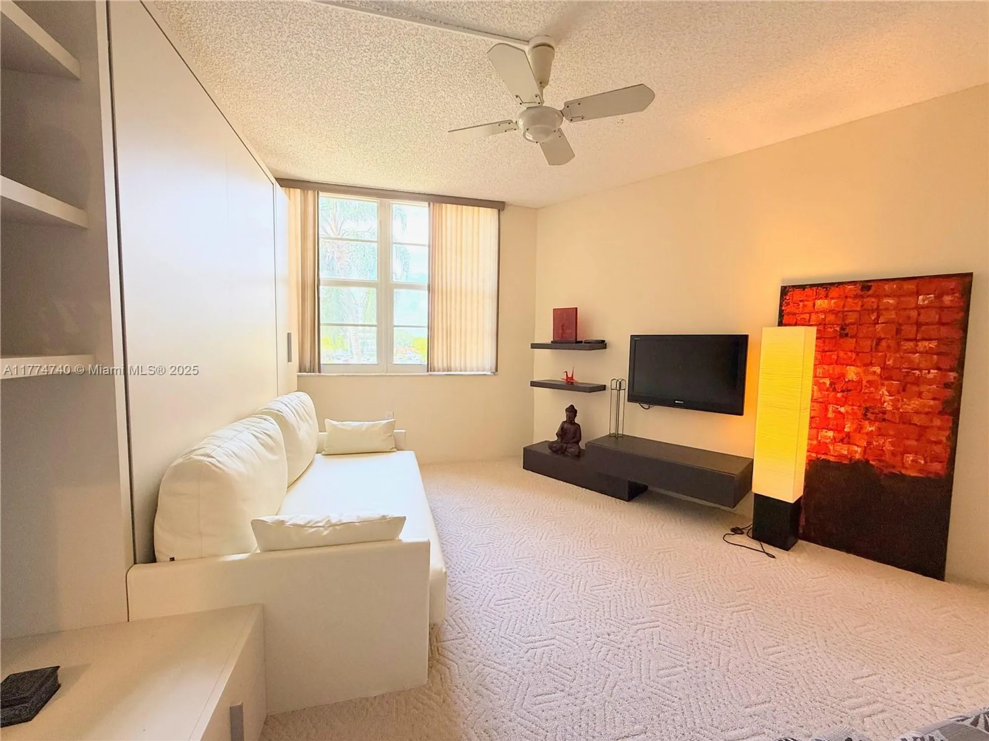 Property Slideshow image 19 of 55 | 1300 saint charles pl apt 308, Pembroke Pines, FL, 33026