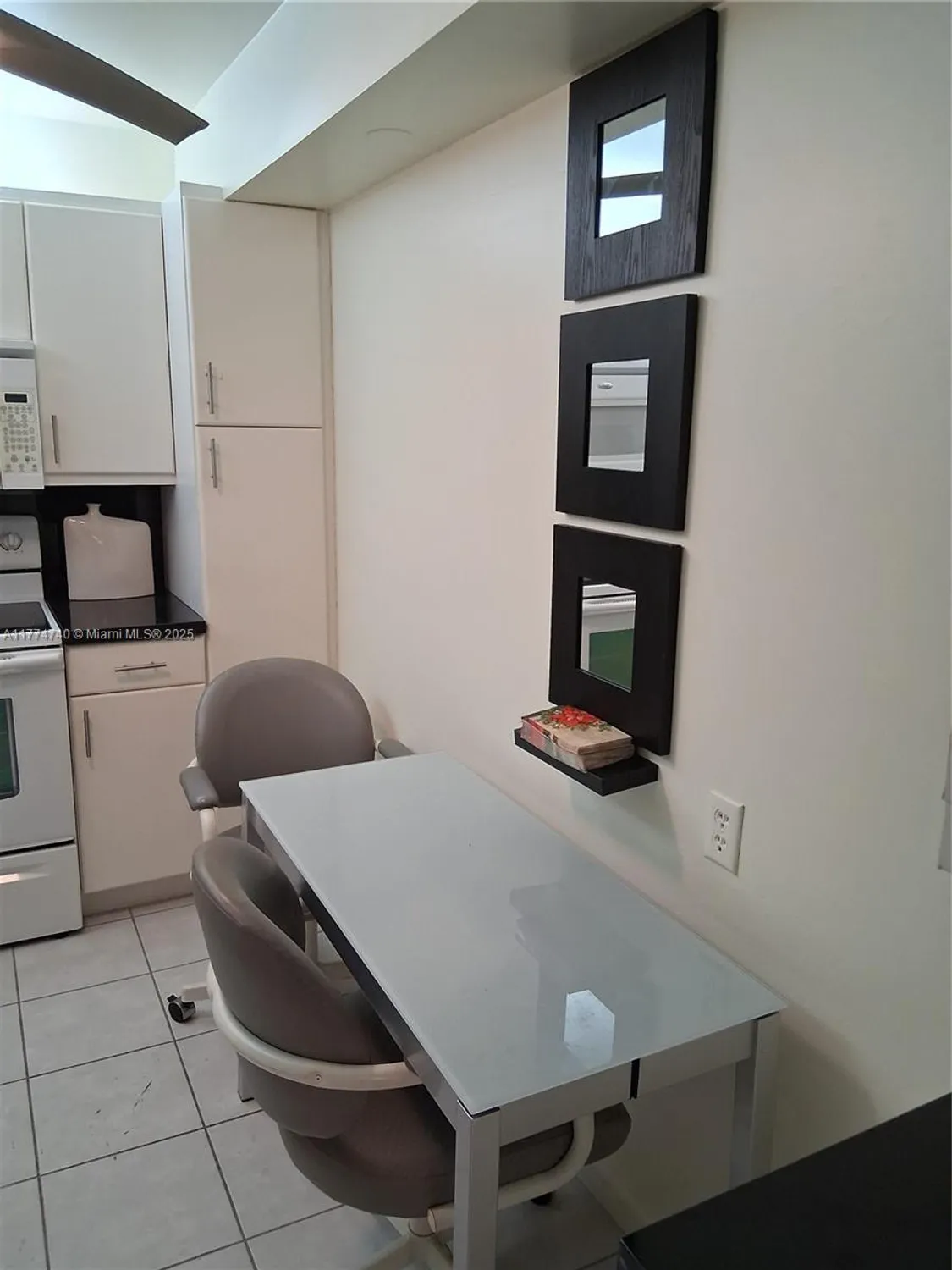 Property Slideshow image 10 of 55 | 1300 saint charles pl apt 308, Pembroke Pines, FL, 33026