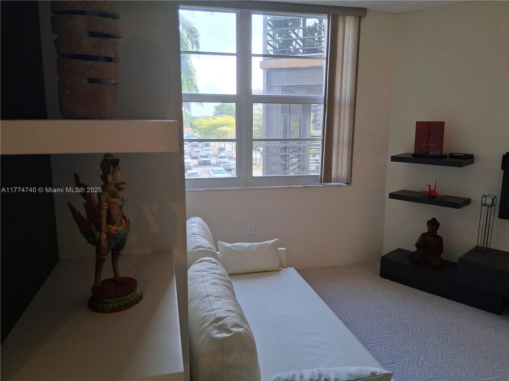 Property Slideshow image 28 of 55 | 1300 saint charles pl apt 308, Pembroke Pines, FL, 33026