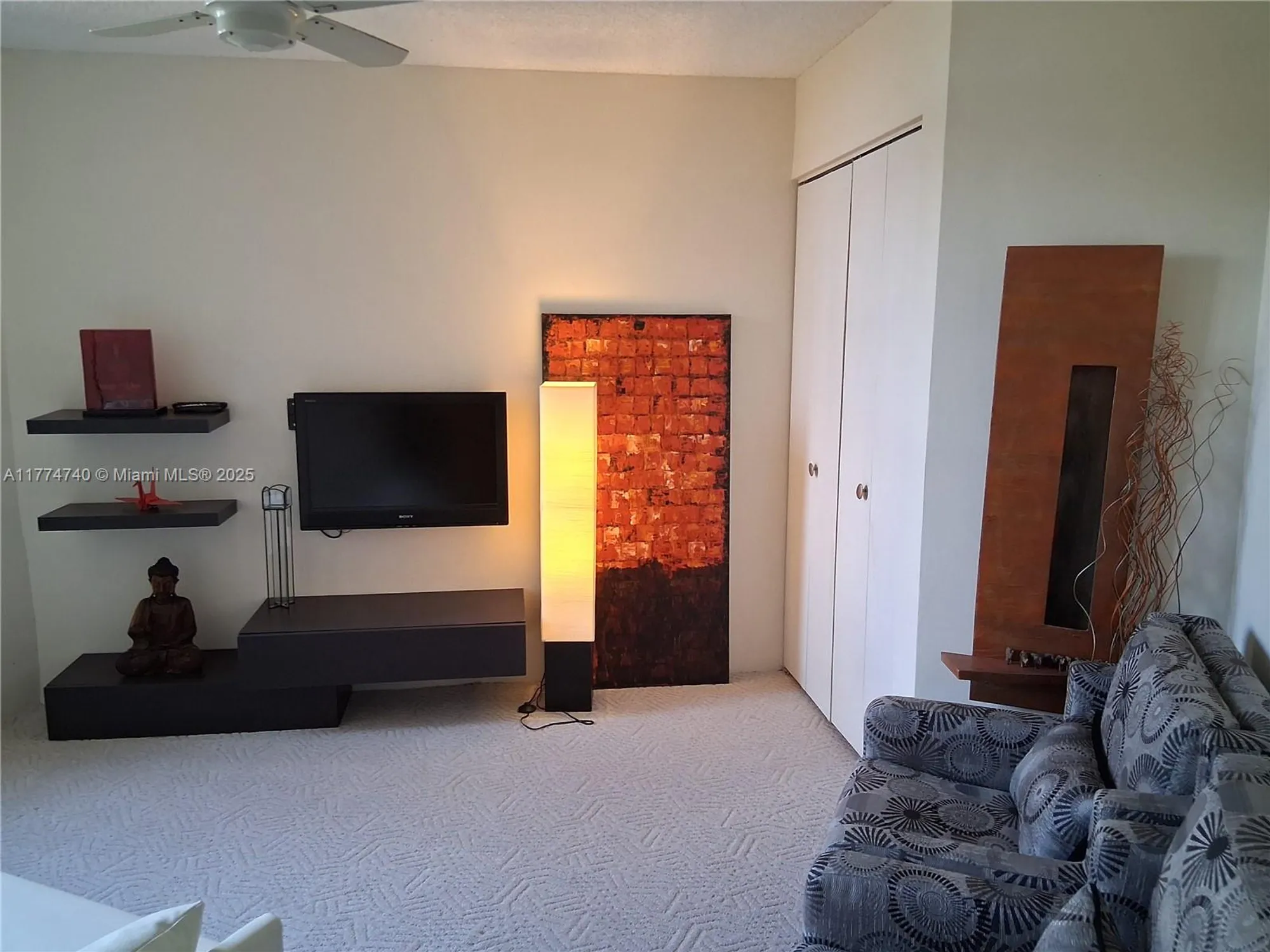 Property Slideshow image 21 of 55 | 1300 saint charles pl apt 308, Pembroke Pines, FL, 33026