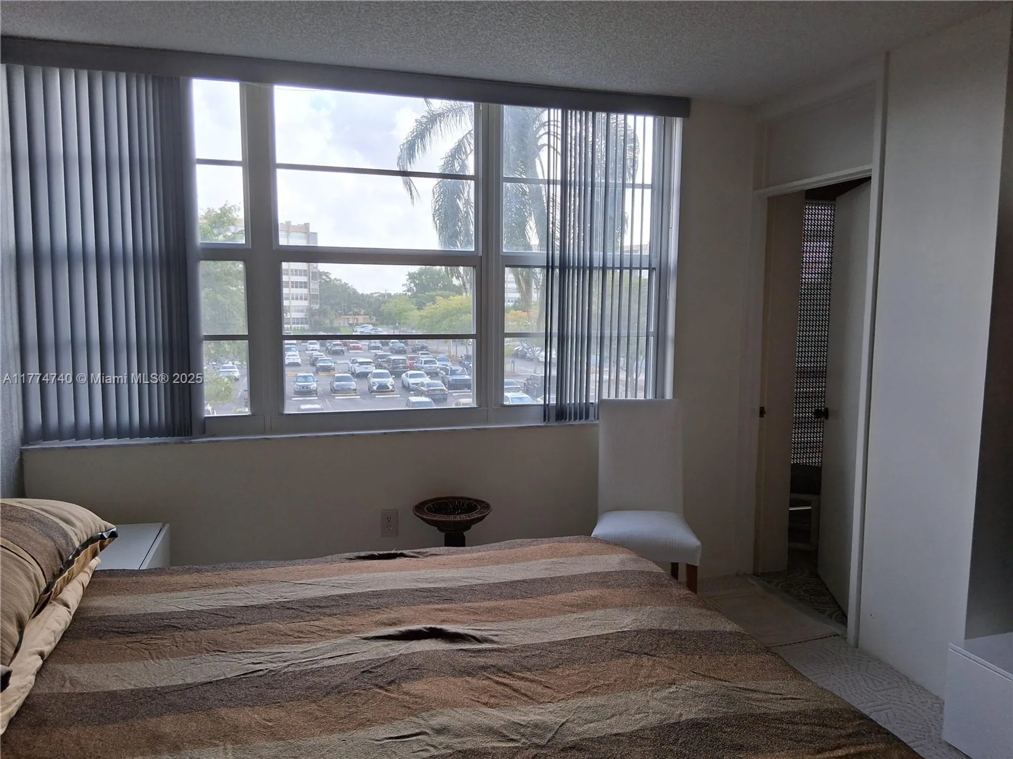 Property Slideshow image 34 of 55 | 1300 saint charles pl apt 308, Pembroke Pines, FL, 33026