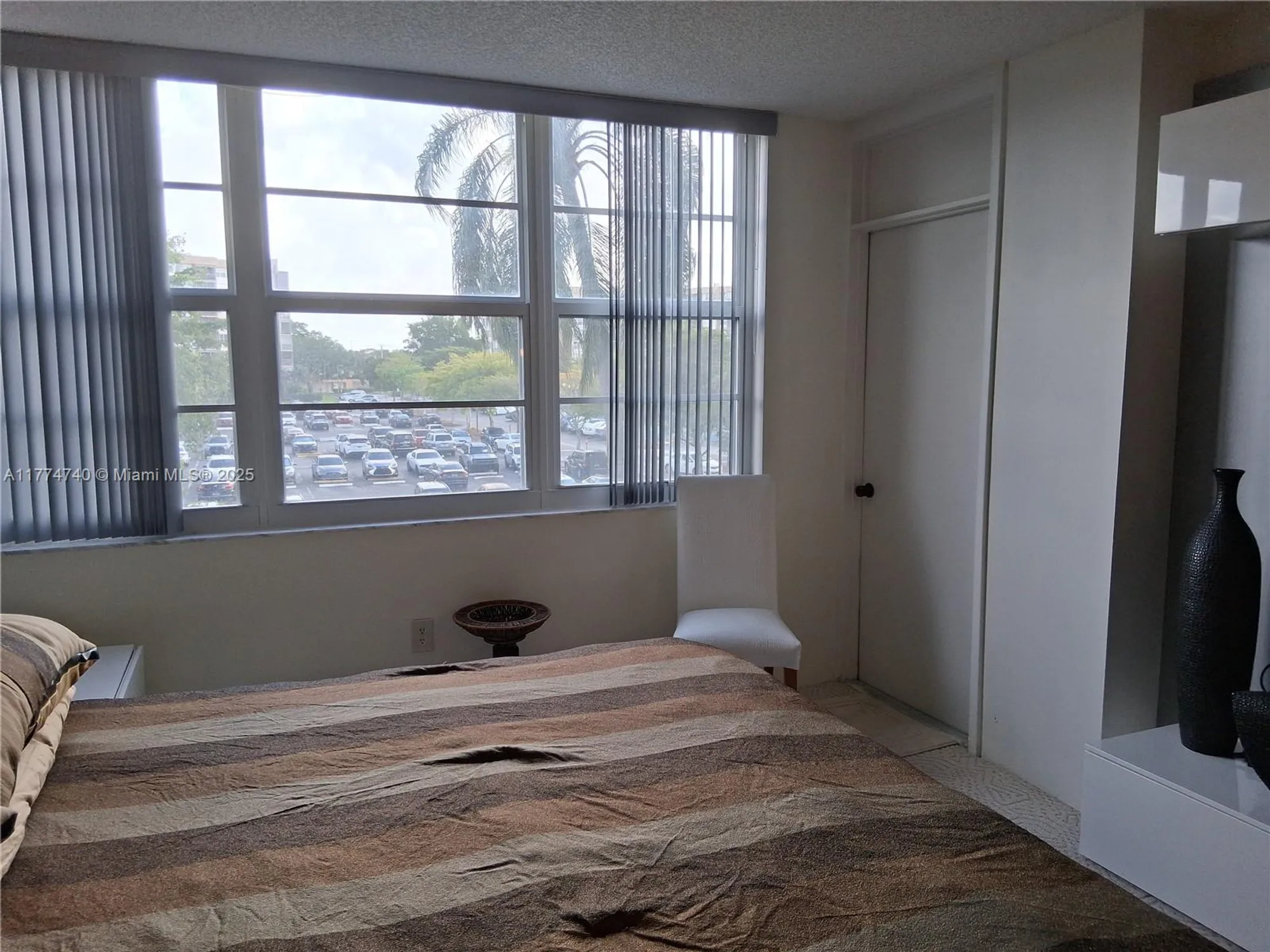 Property Slideshow image 33 of 55 | 1300 saint charles pl apt 308, Pembroke Pines, FL, 33026