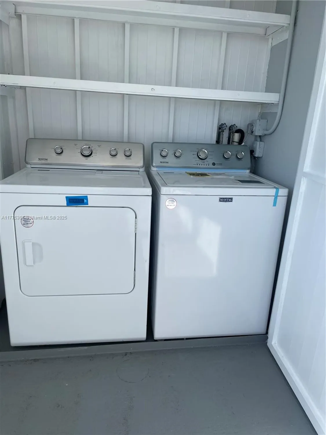 Property Slideshow image 13 of 14 | 233 saxony e unit e, Delray Beach, FL, 33446