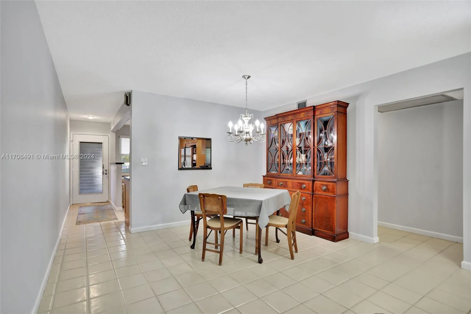 Property Slideshow image 11 of 63 | 2301 lucaya ln m1, Coconut Creek, FL, 33066