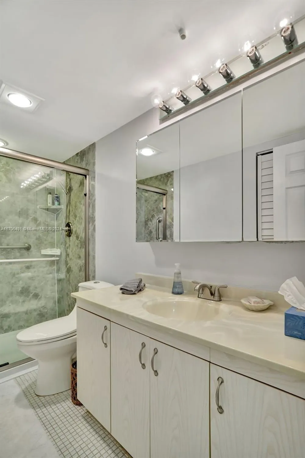Property Slideshow image 27 of 63 | 2301 lucaya ln m1, Coconut Creek, FL, 33066