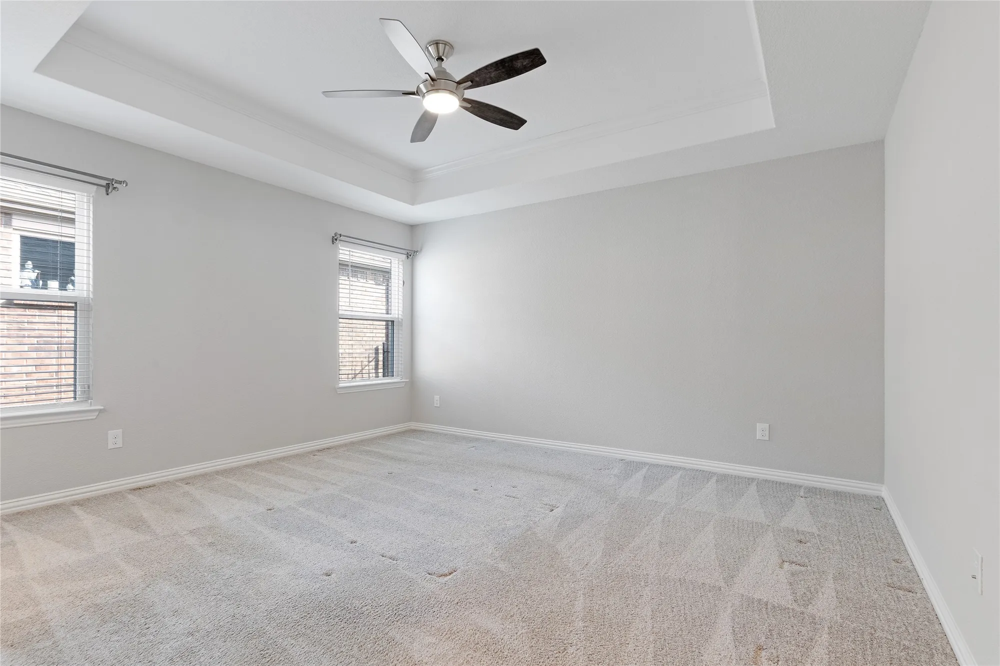 Property Slideshow image 13 of 31 | 804 freedom ln, Aubrey, TX, 76227