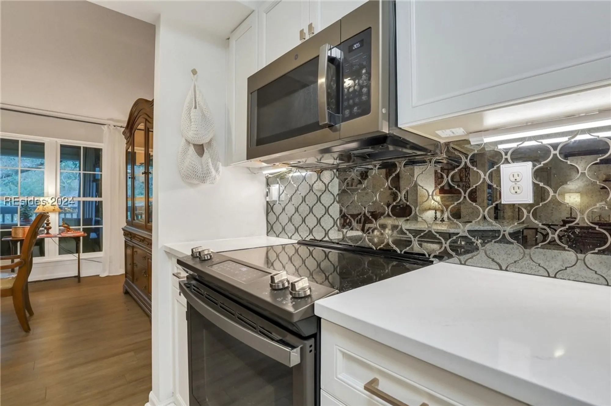 Property Slideshow image 6 of 34 | 380 marshland rd h34, Hilton Head Island, SC, 29926