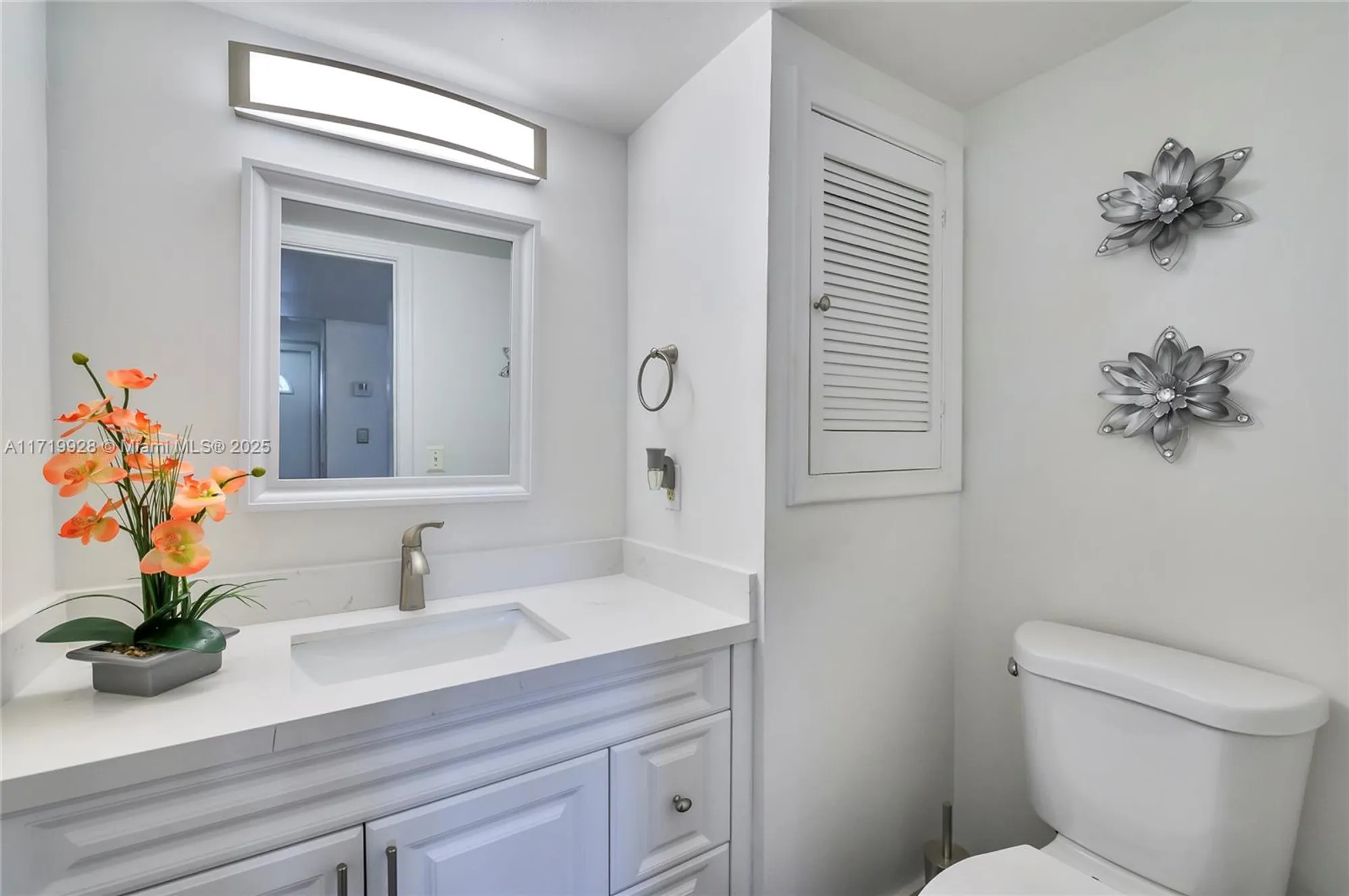 Property Slideshow image 8 of 29 | 300 s hollybrook dr 105, Pembroke Pines, FL, 33025