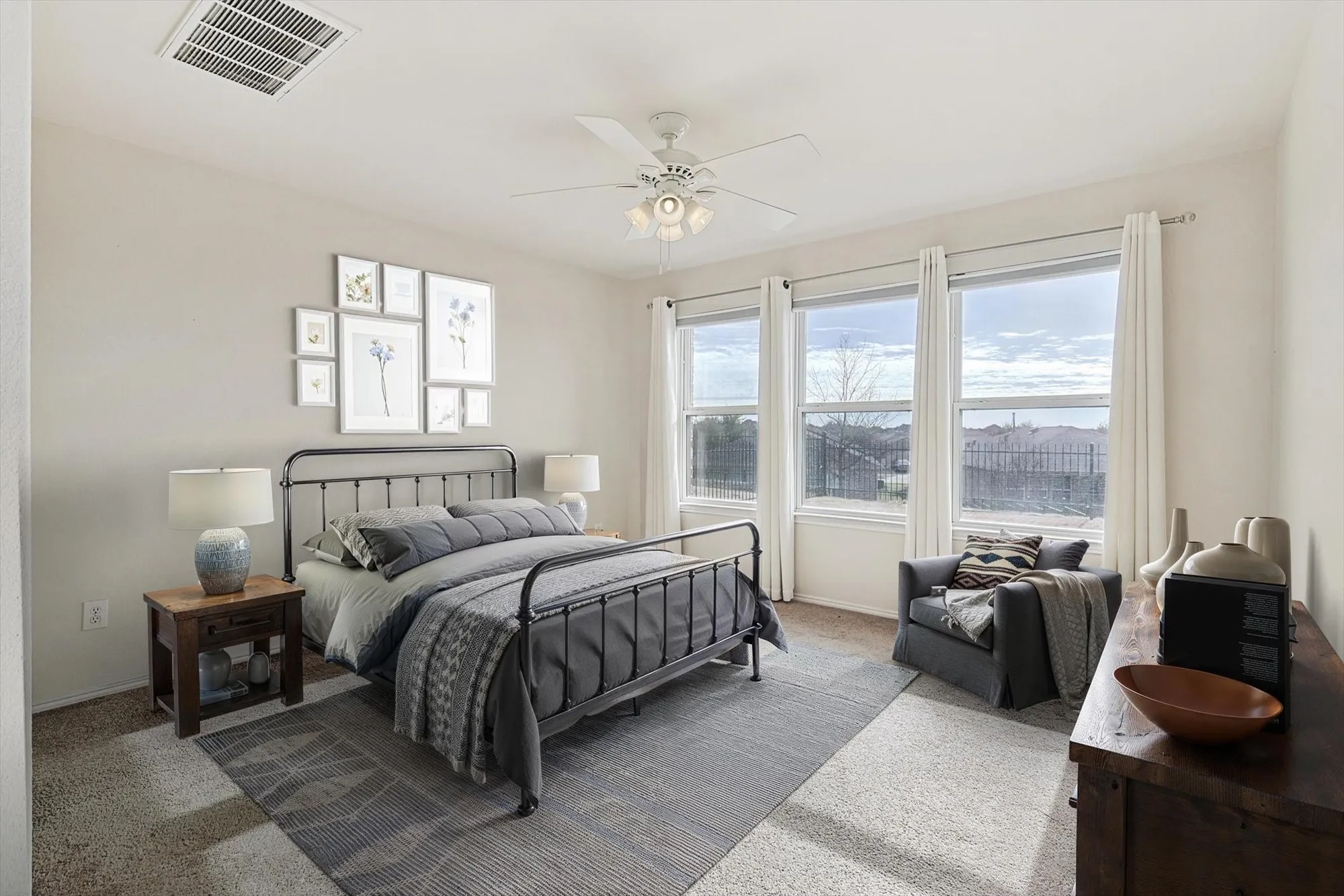 Property Slideshow image 12 of 39 | 289 mariposa ln, Frisco, TX, 75036