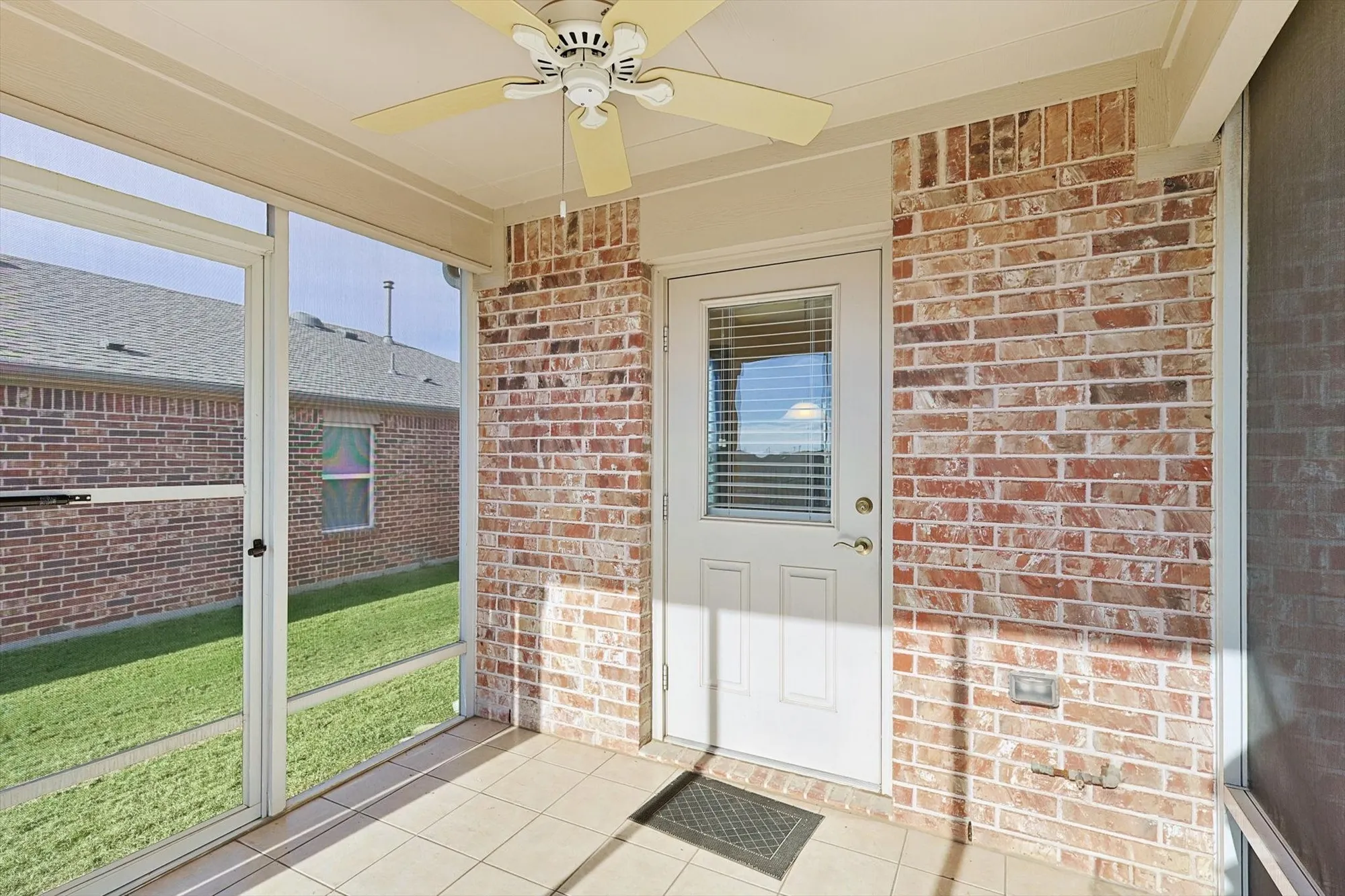 Property Slideshow image 22 of 39 | 289 mariposa ln, Frisco, TX, 75036