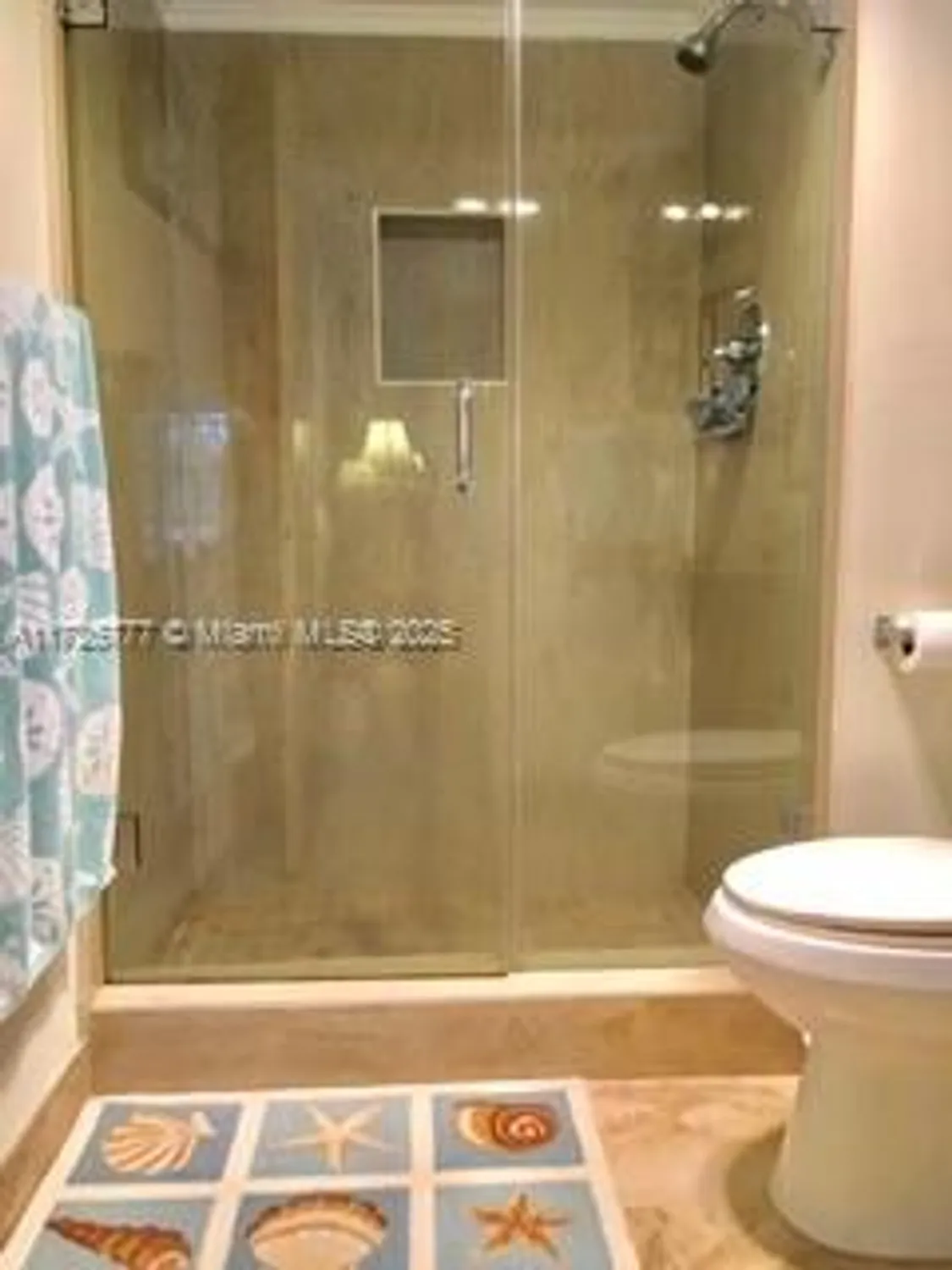 Property Slideshow image 17 of 30 | 611 s hollybrook dr apt 203, Pembroke Pines, FL, 33025