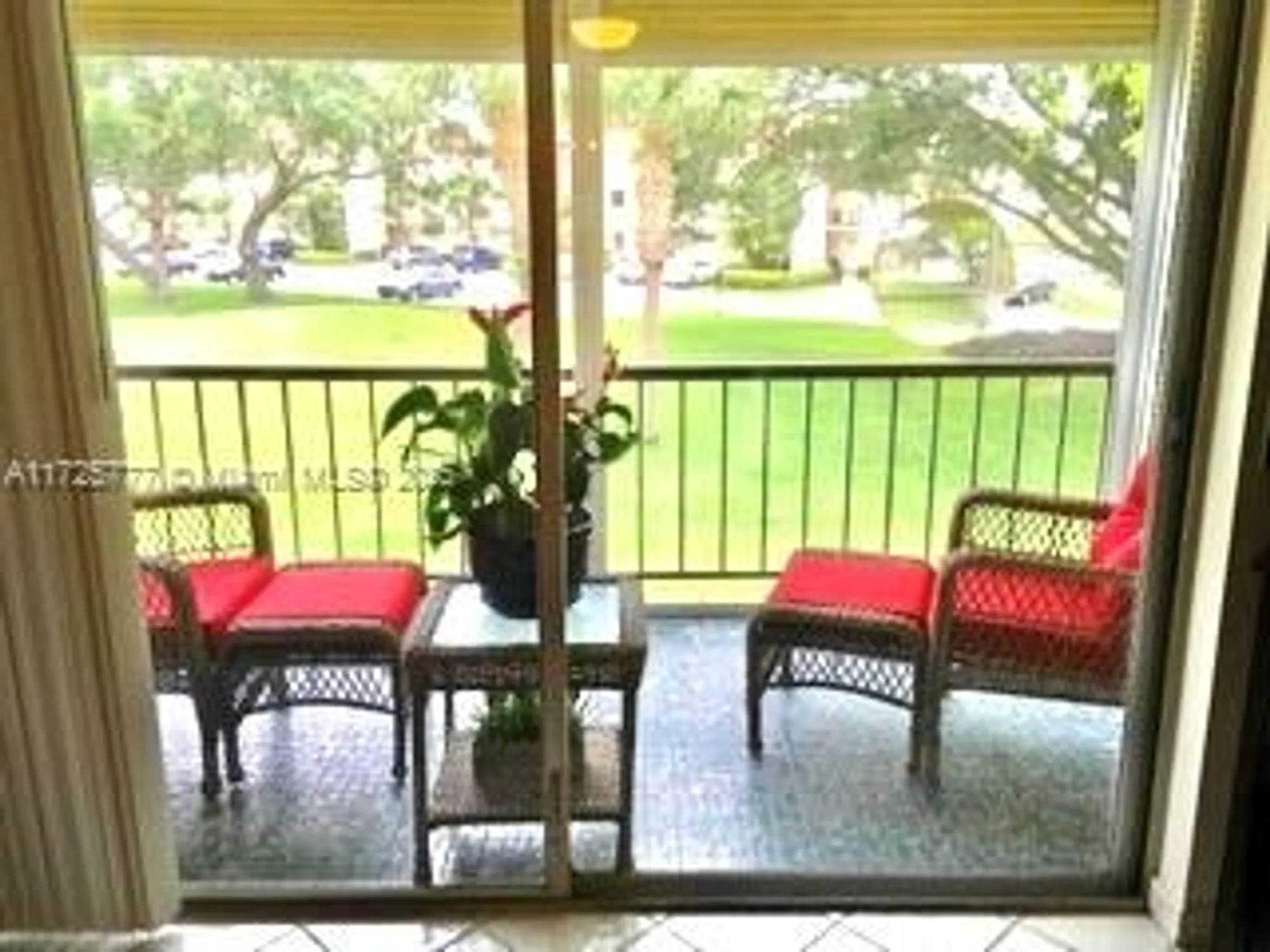 Property Slideshow image 18 of 30 | 611 s hollybrook dr apt 203, Pembroke Pines, FL, 33025
