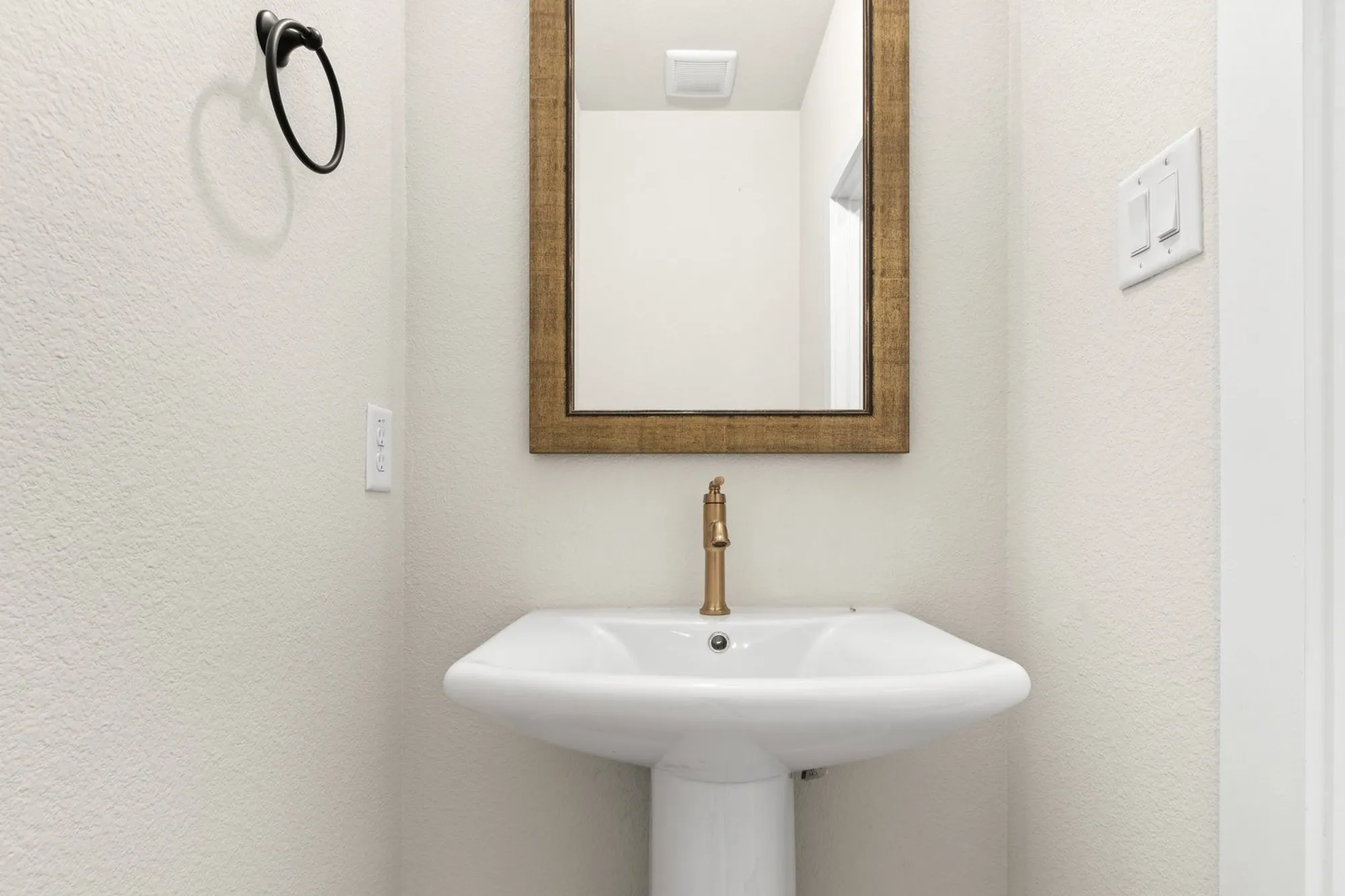 Property Slideshow image 11 of 34 | 729 tower rd, Wylie, TX, 75098