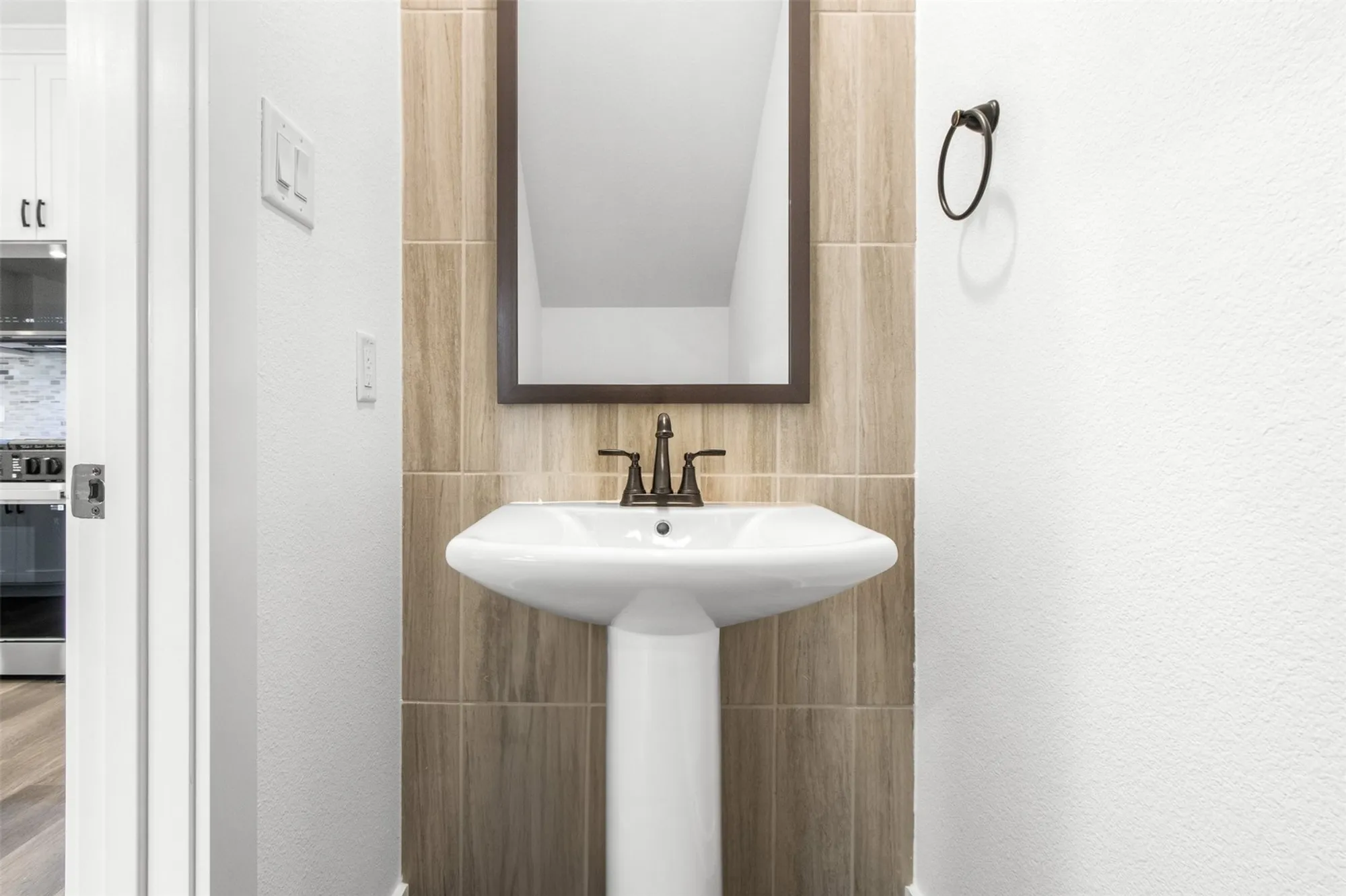 Property Slideshow image 11 of 34 | 725 tower rd, Wylie, TX, 75098