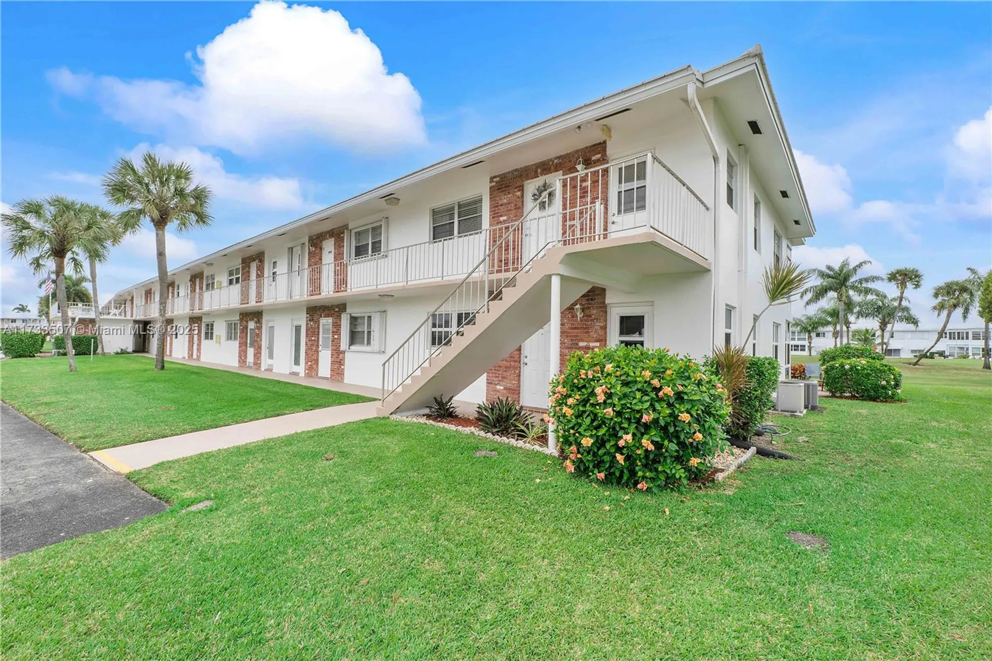Property Slideshow image 16 of 24 | 2751 e golf blvd 2029, Pompano Beach, FL, 33064