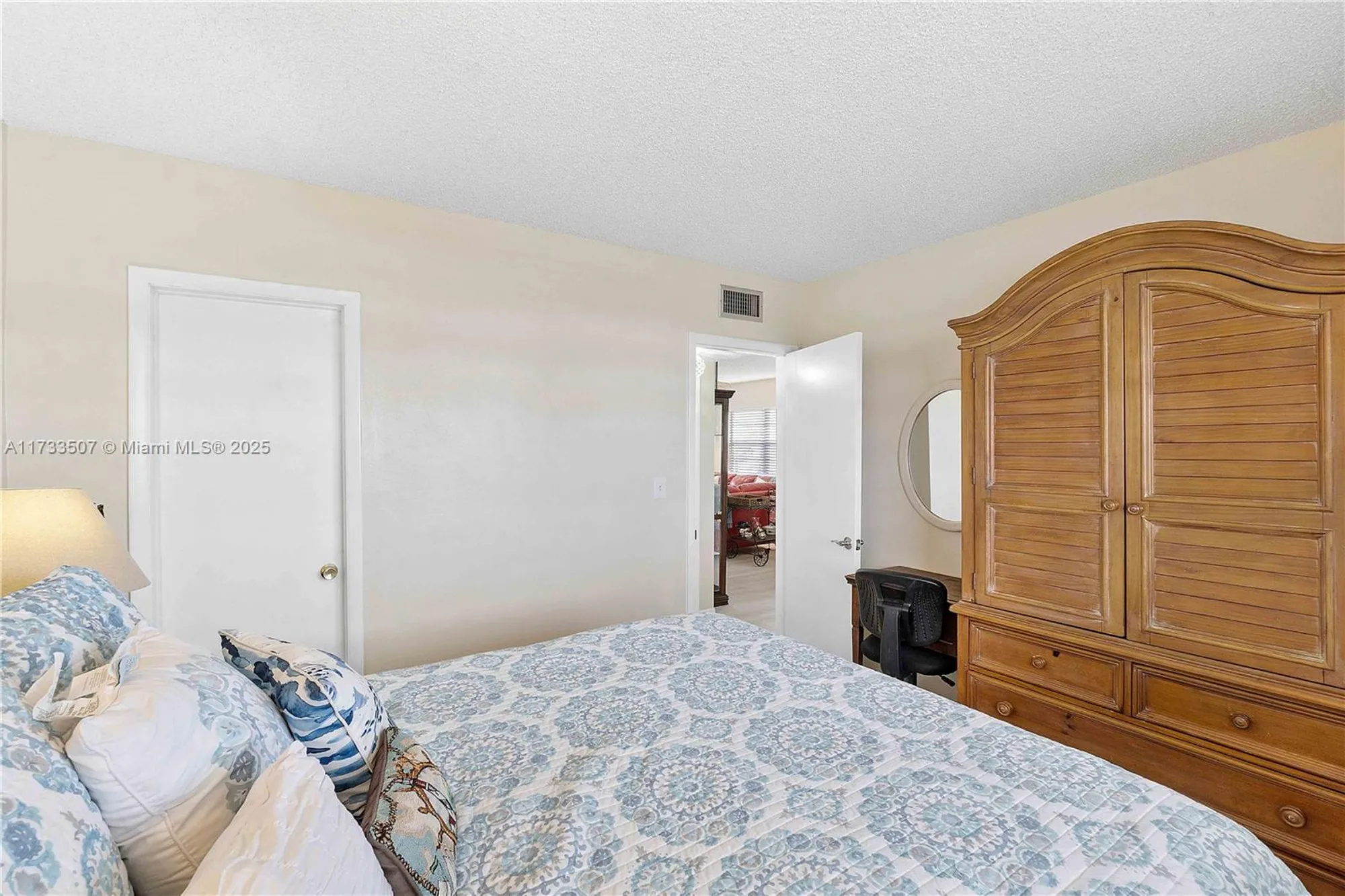 Property Slideshow image 10 of 24 | 2751 e golf blvd 2029, Pompano Beach, FL, 33064