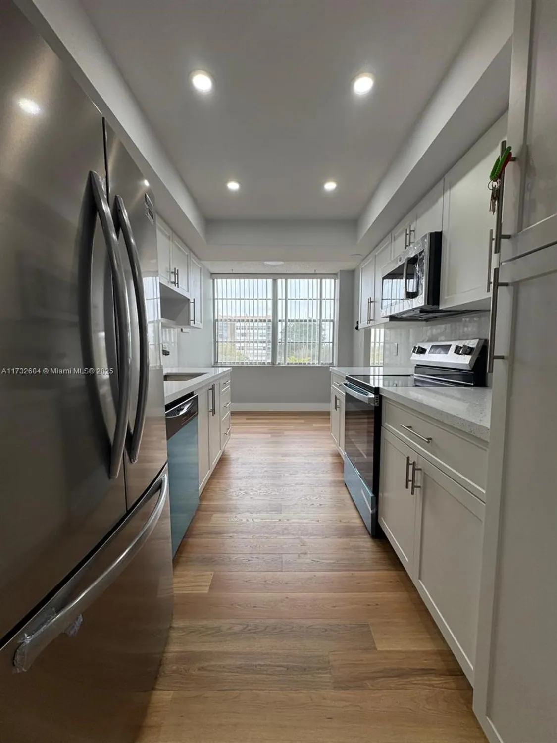 Property Slideshow image 2 of 16 | 1200 saint charles pl 419, Pembroke Pines, FL, 33026