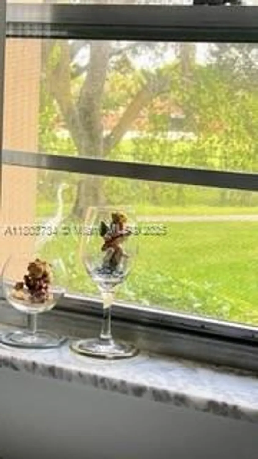 Property Slideshow image 11 of 26 | 1400 saint charles pl l4, Pembroke Pines, FL, 33026