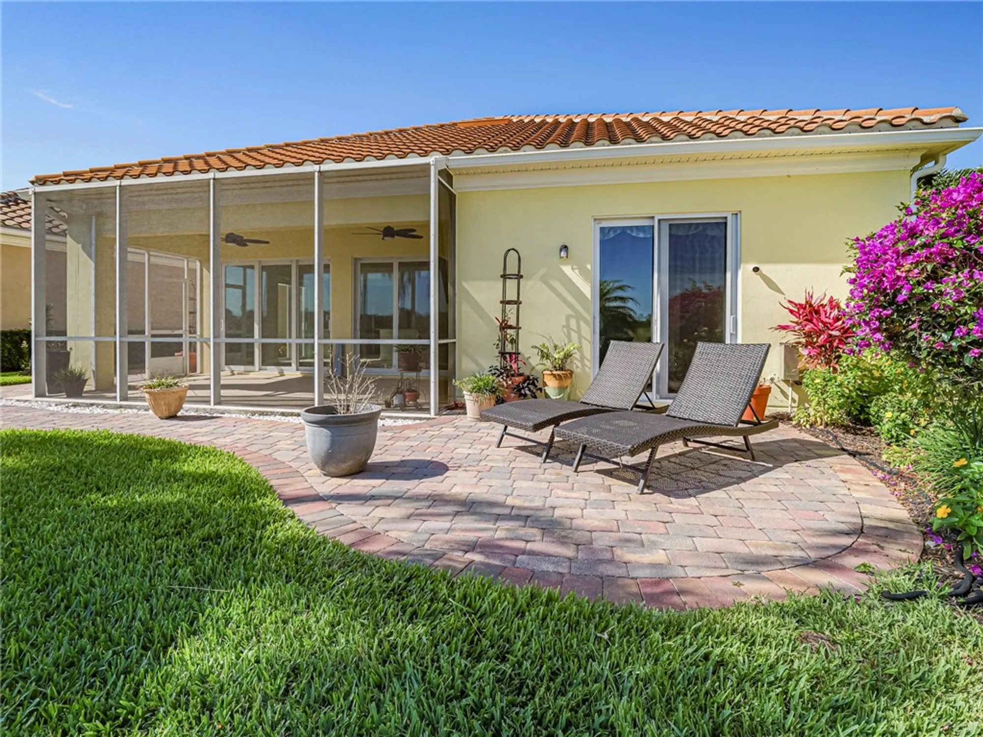 Property Slideshow image 13 of 36 | 5151 formosa cir, Vero Beach, FL, 32967