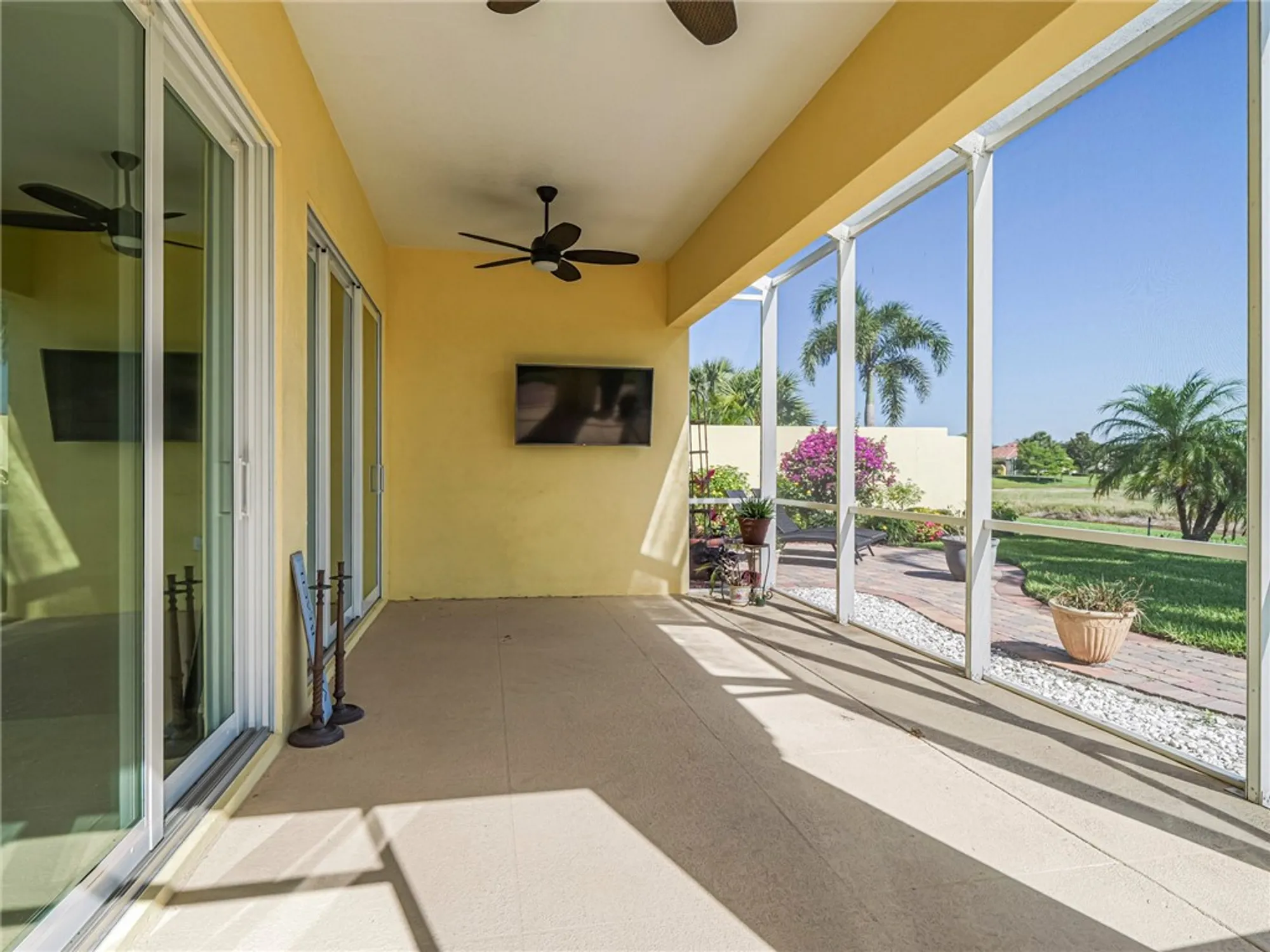 Property Slideshow image 23 of 36 | 5151 formosa cir, Vero Beach, FL, 32967