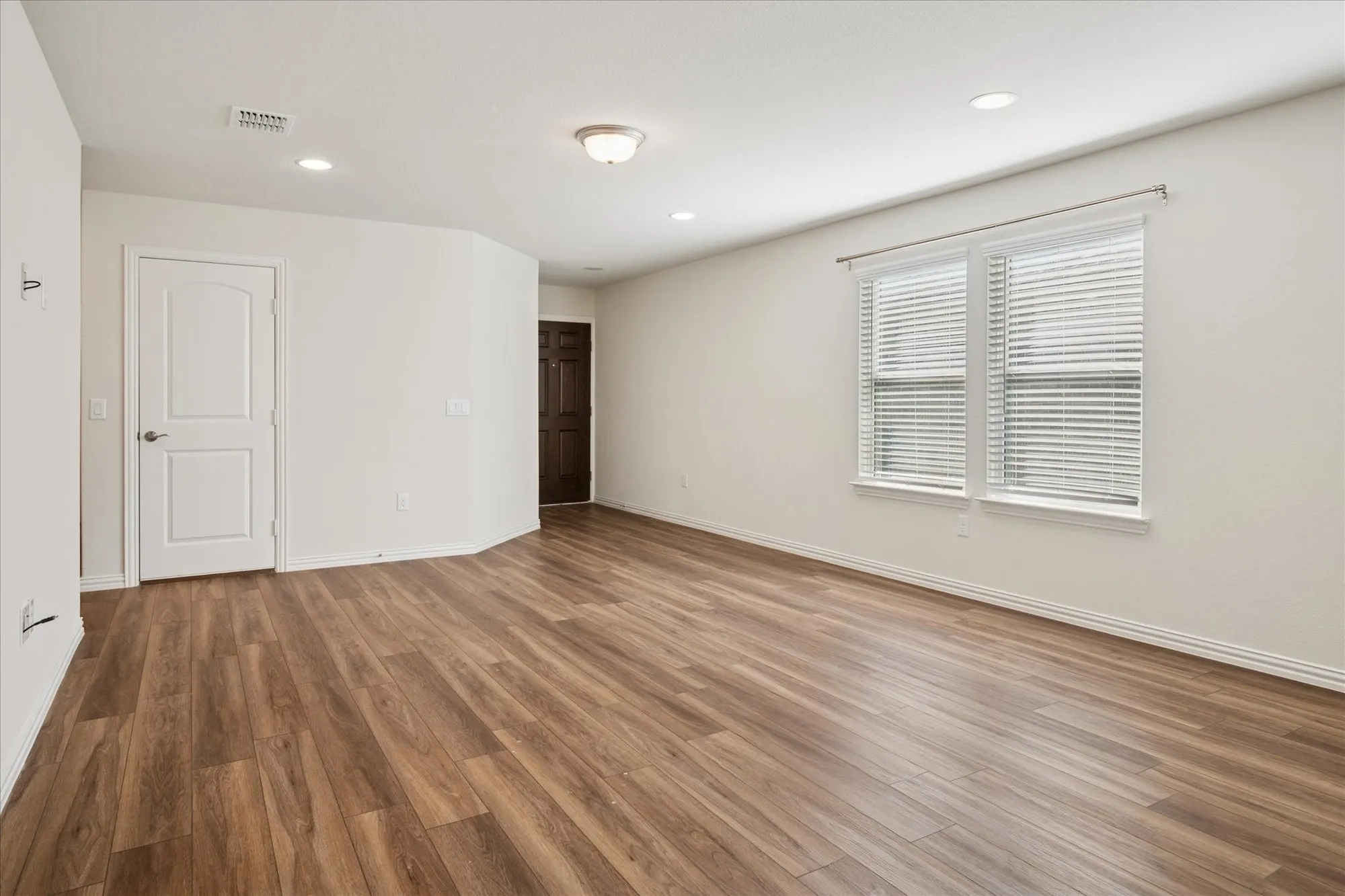 Property Slideshow image 11 of 30 | 9109 water willow way, Mckinney, TX, 75071