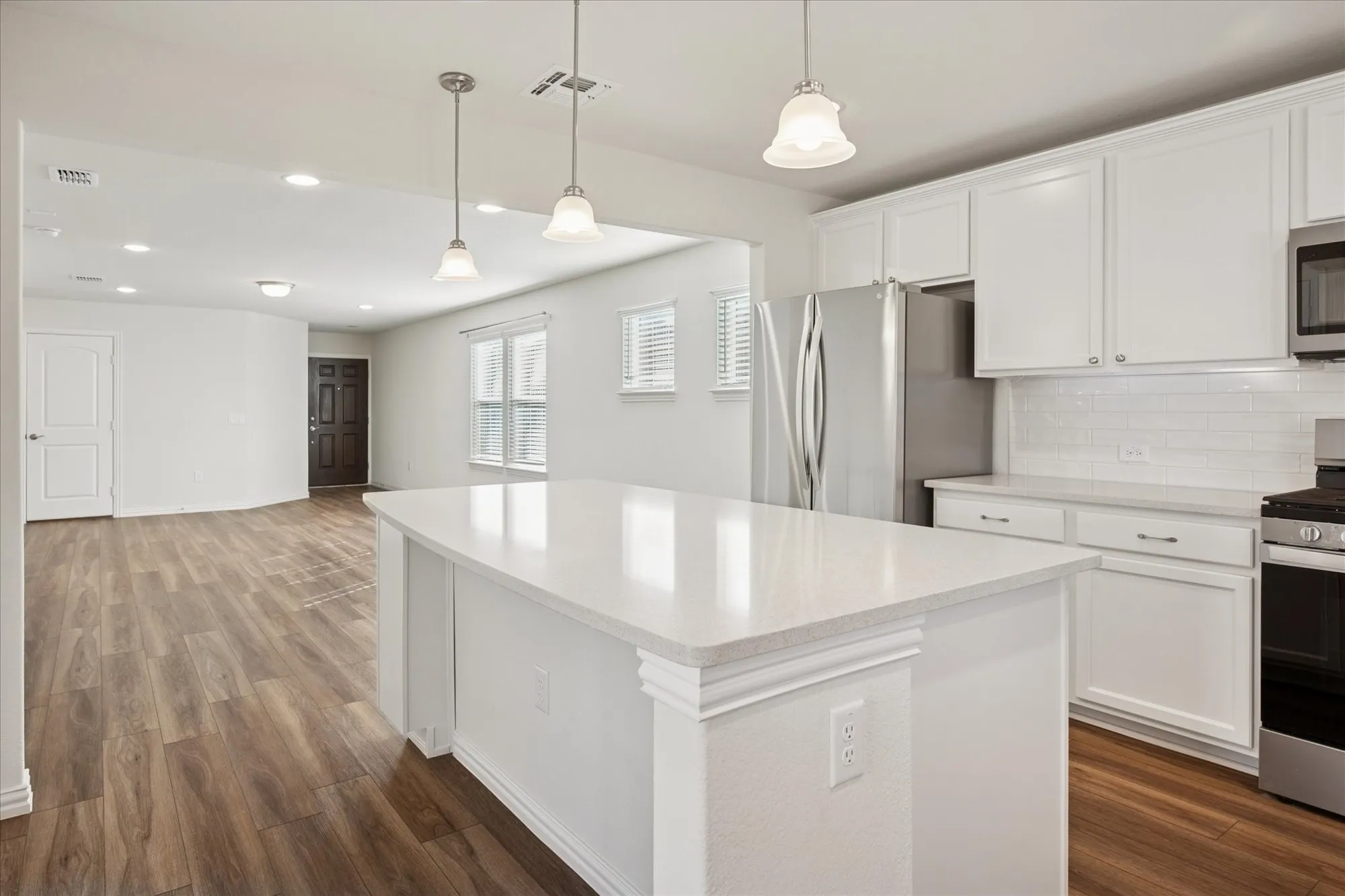 Property Slideshow image 8 of 30 | 9109 water willow way, Mckinney, TX, 75071