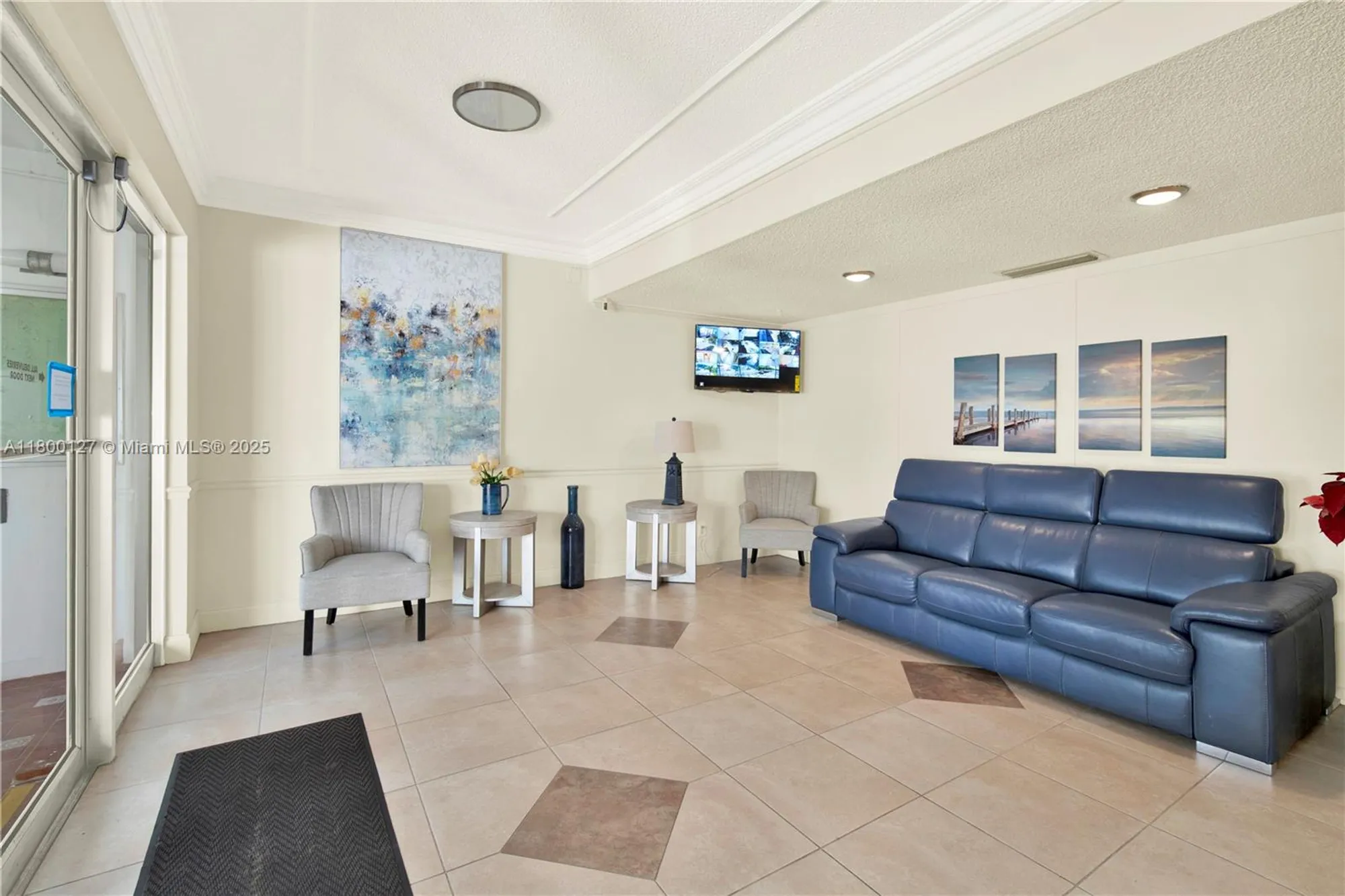 Property Slideshow image 15 of 27 | 4750 nw 22nd ct 518, Lauderhill, FL, 33313