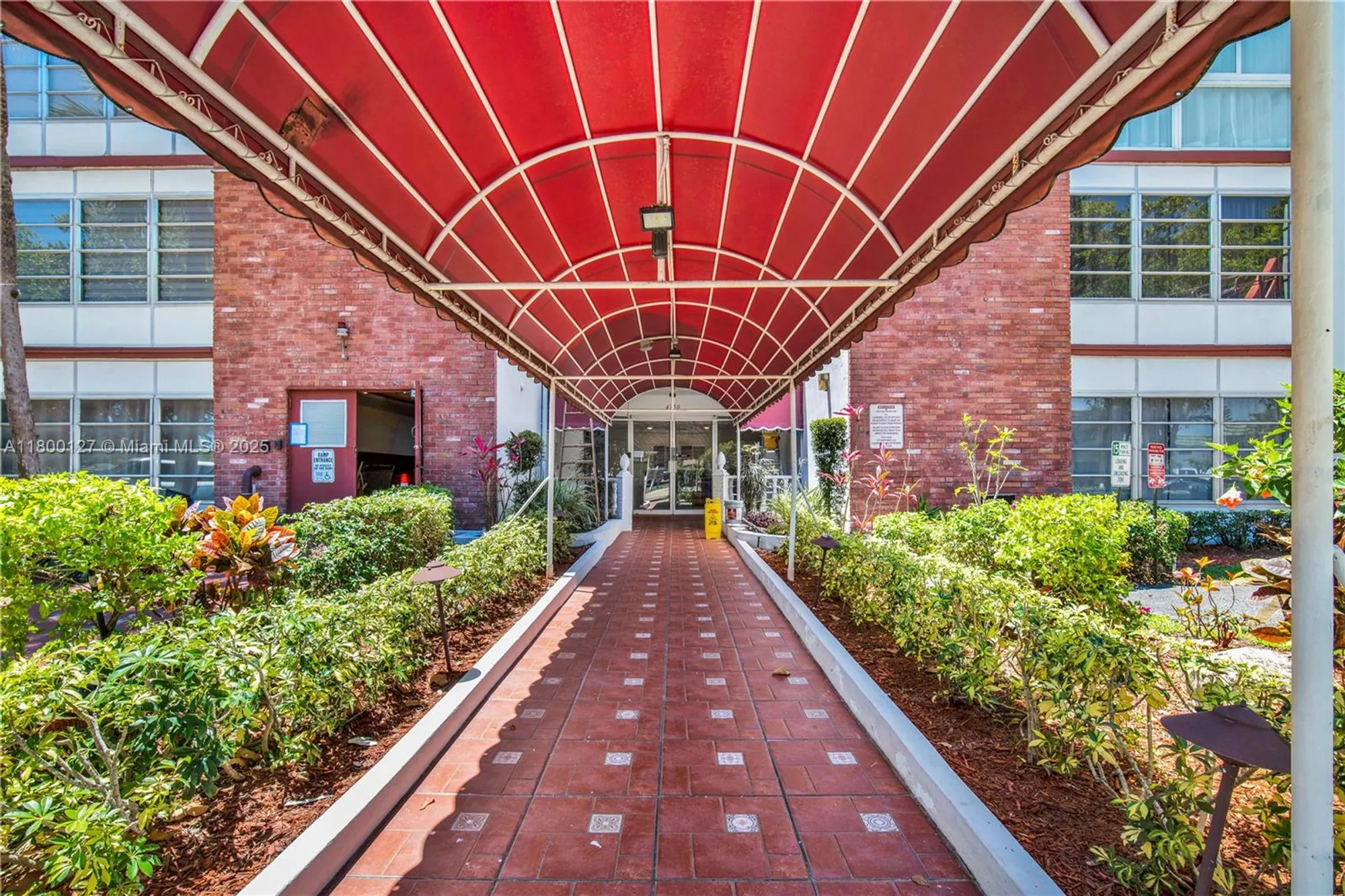 Property Slideshow image 16 of 27 | 4750 nw 22nd ct 518, Lauderhill, FL, 33313