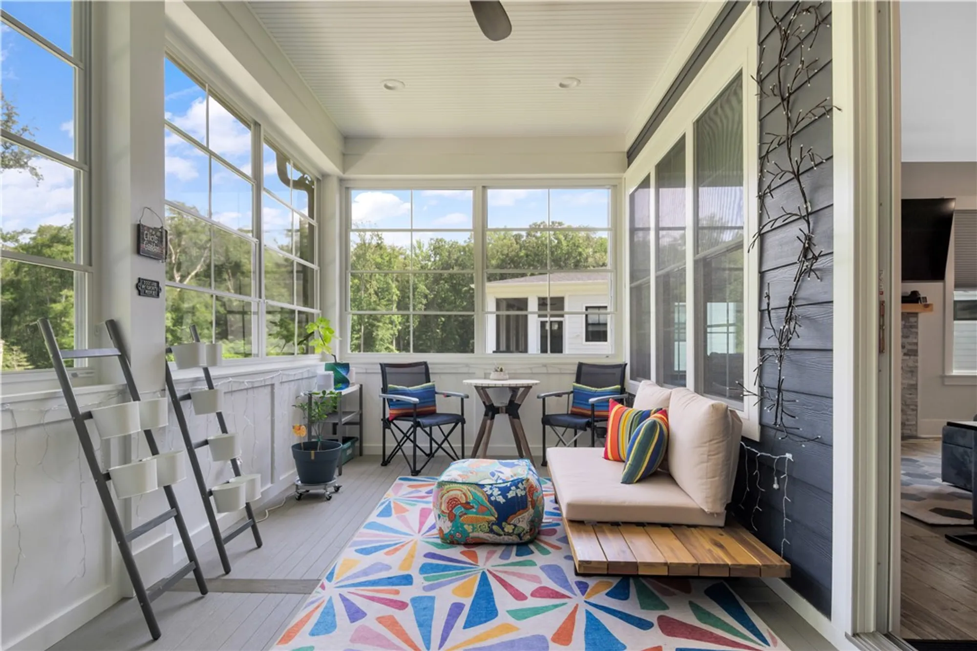 Property Slideshow image 18 of 45 | 6063 settlers market blvd, Williamsburg, VA, 23188